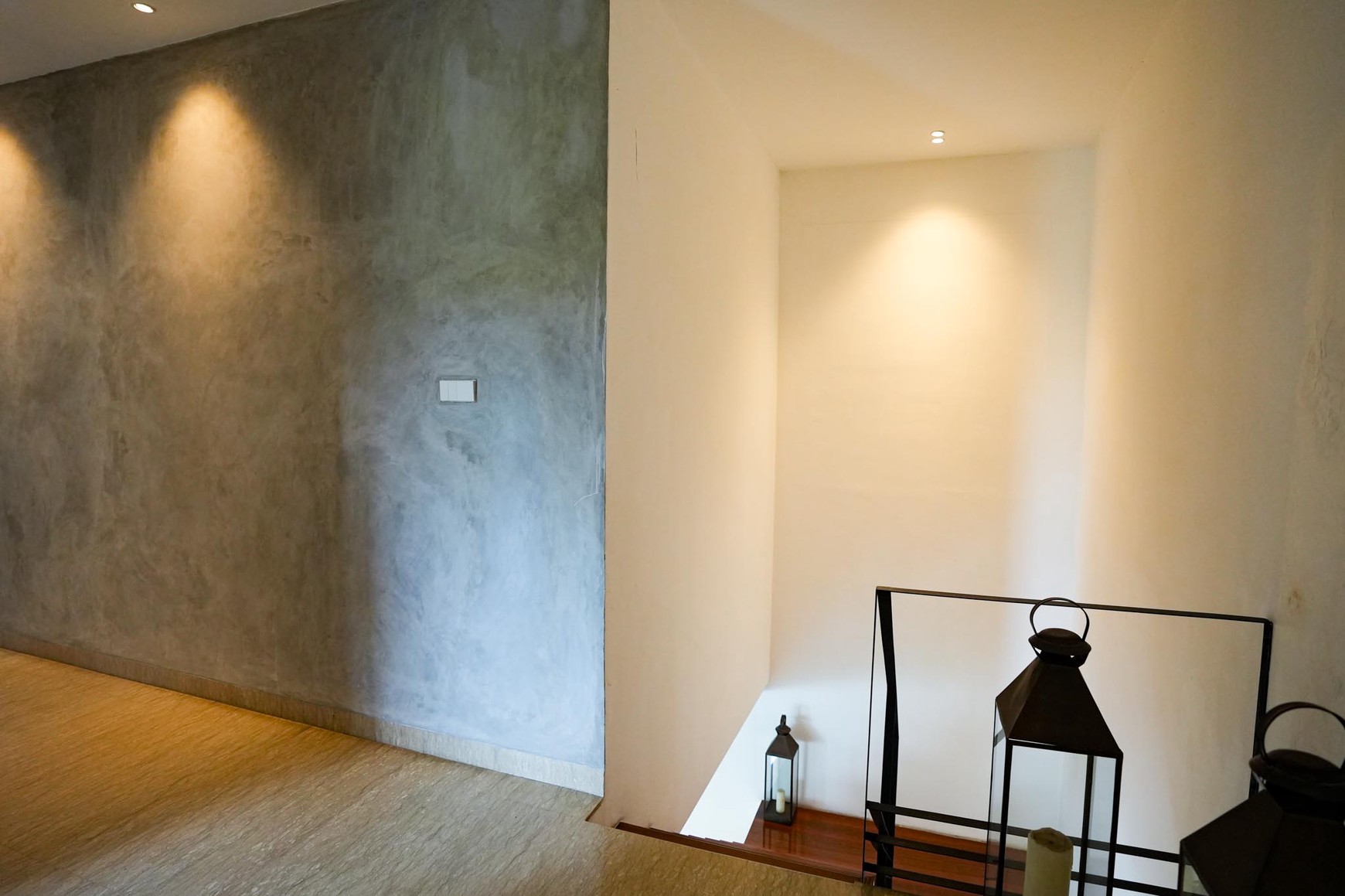 Rumah yang asri dan tenang dengan interior mewah di Jakarta Timur