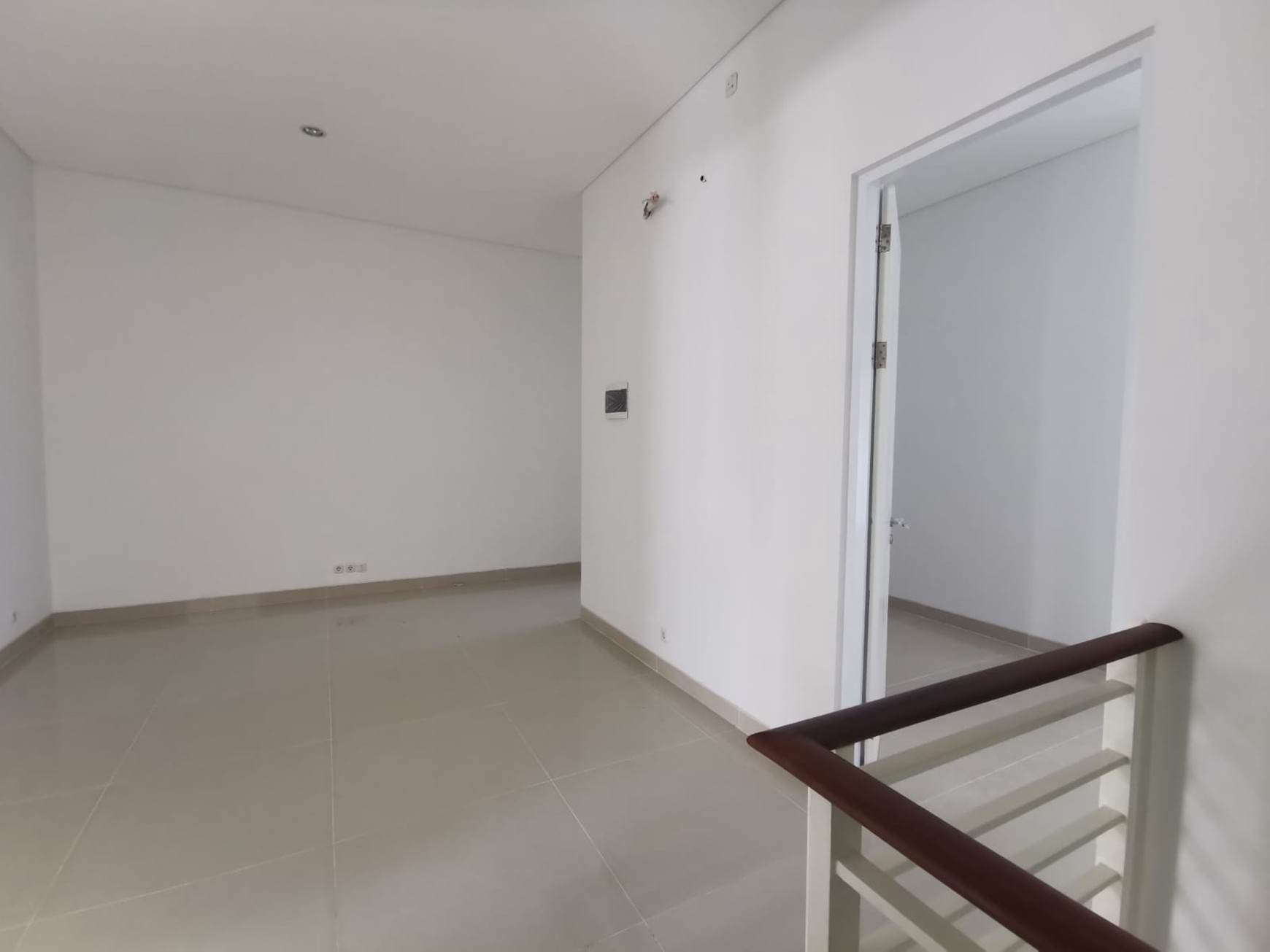Dijual Rumah Baru Royal Residence Wiyung Dekat Citraland, Pakuwon Mall, Akses Tol Gunung Sari