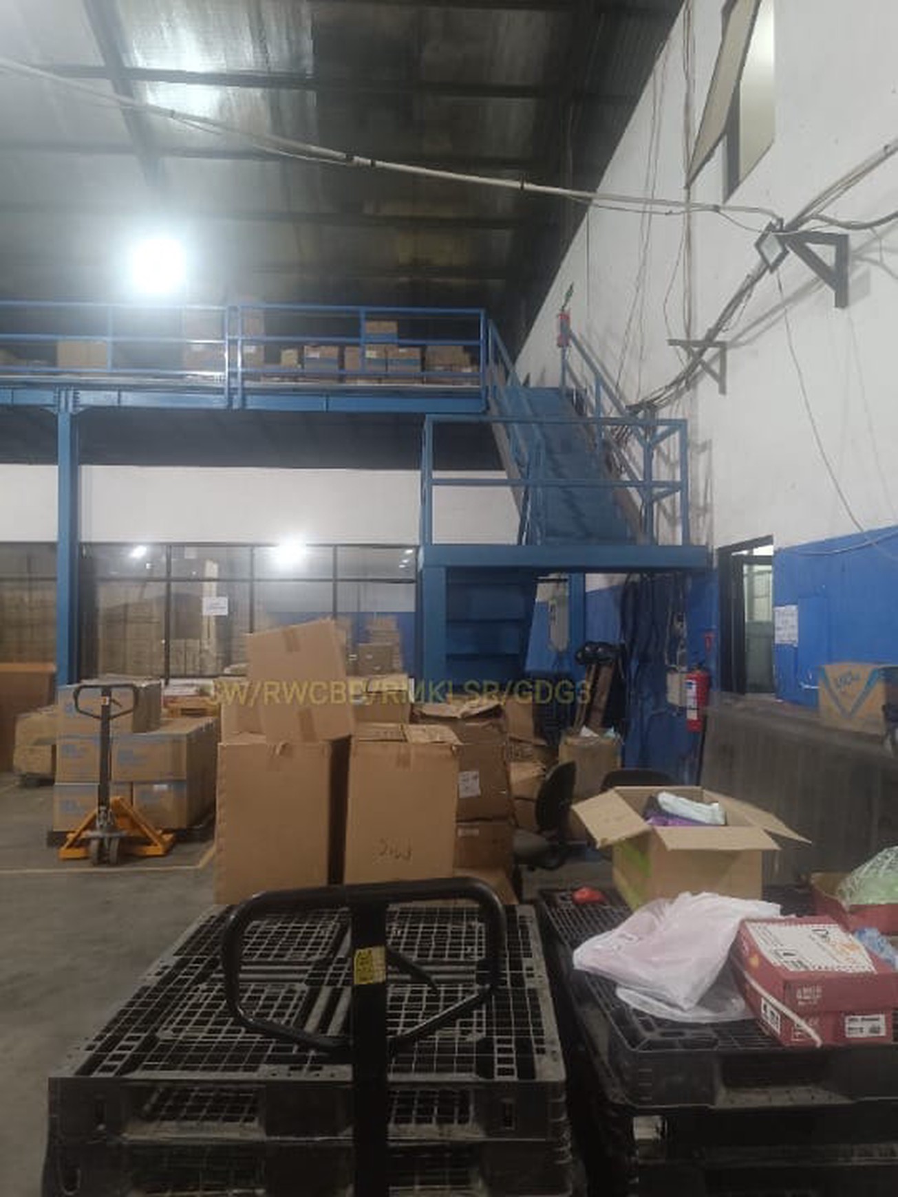 Dijual Gudang Siap Pakai Harga Ekonomis di Romokalisari Surabaya