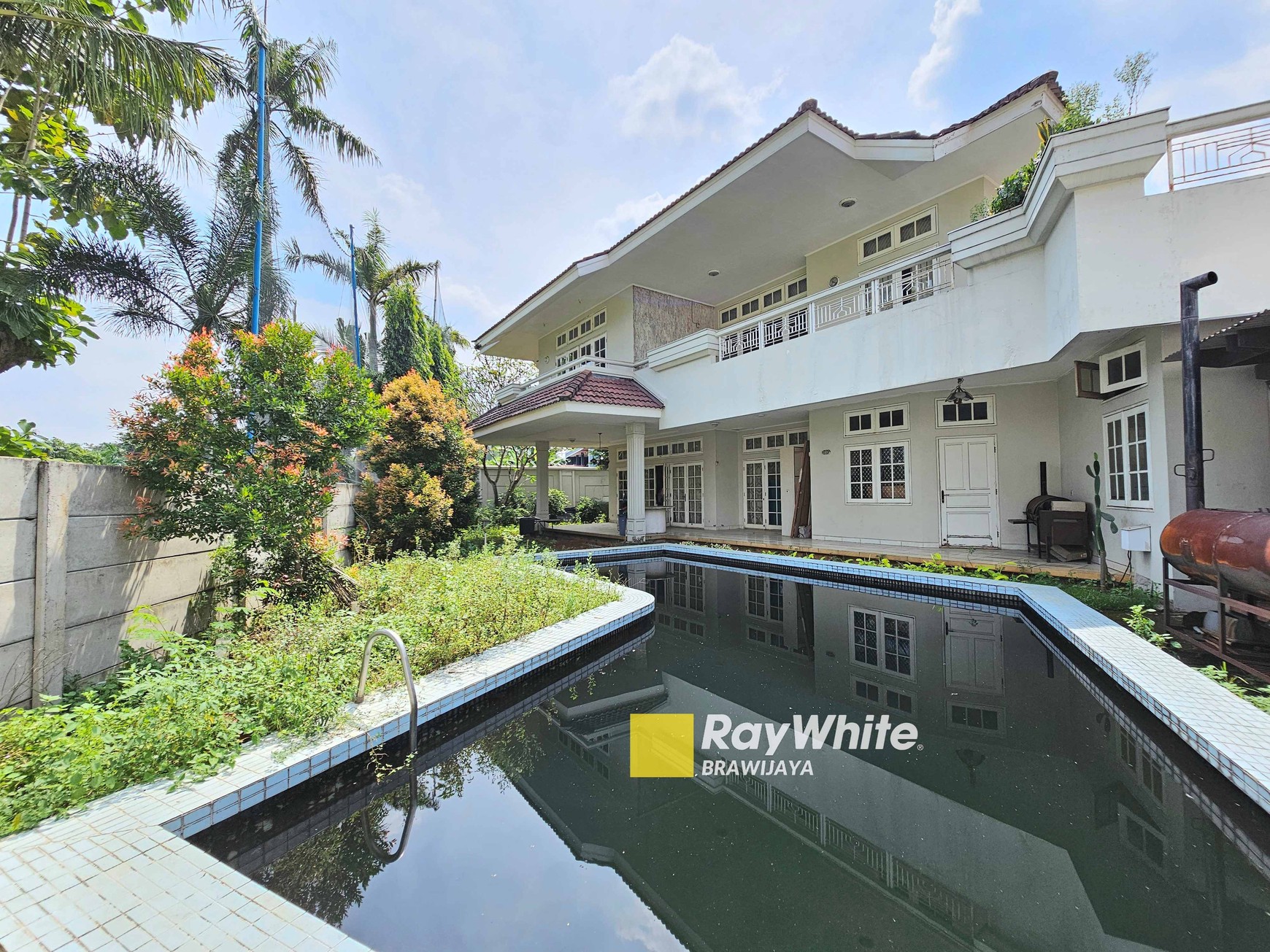 Rumah di Pangkalan Jati, Depok, jawa Barat, View Pangkalan Jati Golf Court, Lokasi Super Tenang