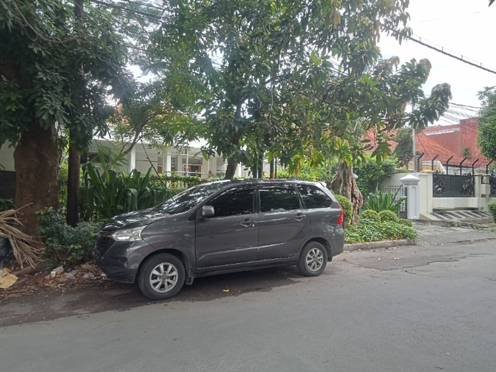 Rumah pusat kota jalan kapuas surabaya