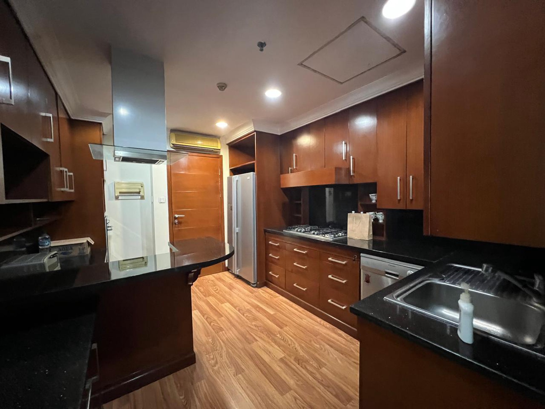 Dijual apartment Dharmawangsa Essence