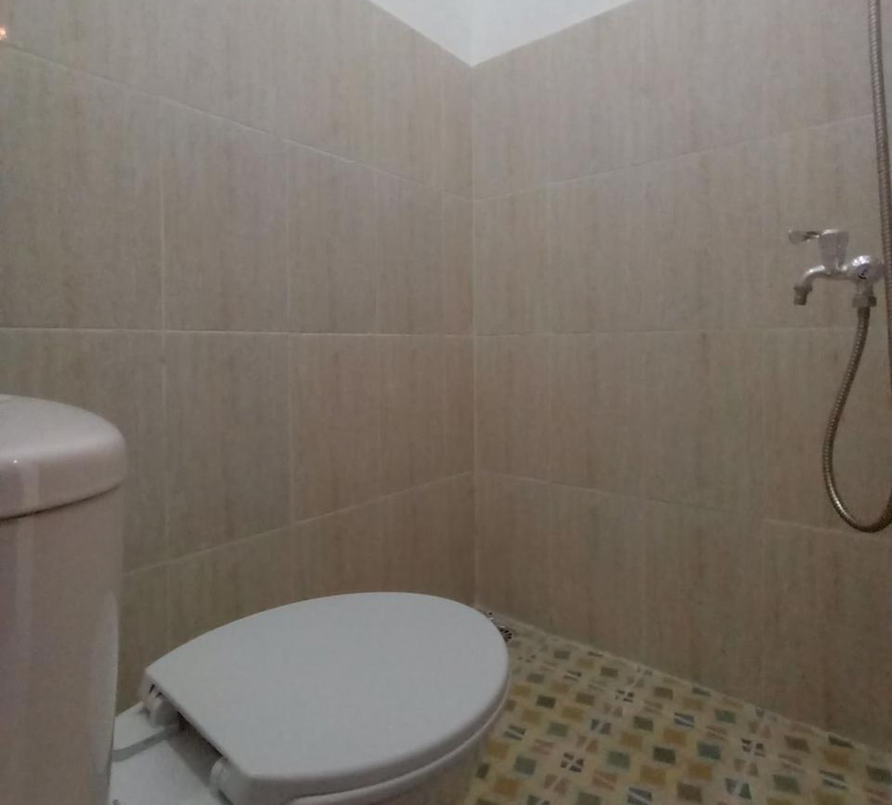 Dijual rumah baru di Limo
