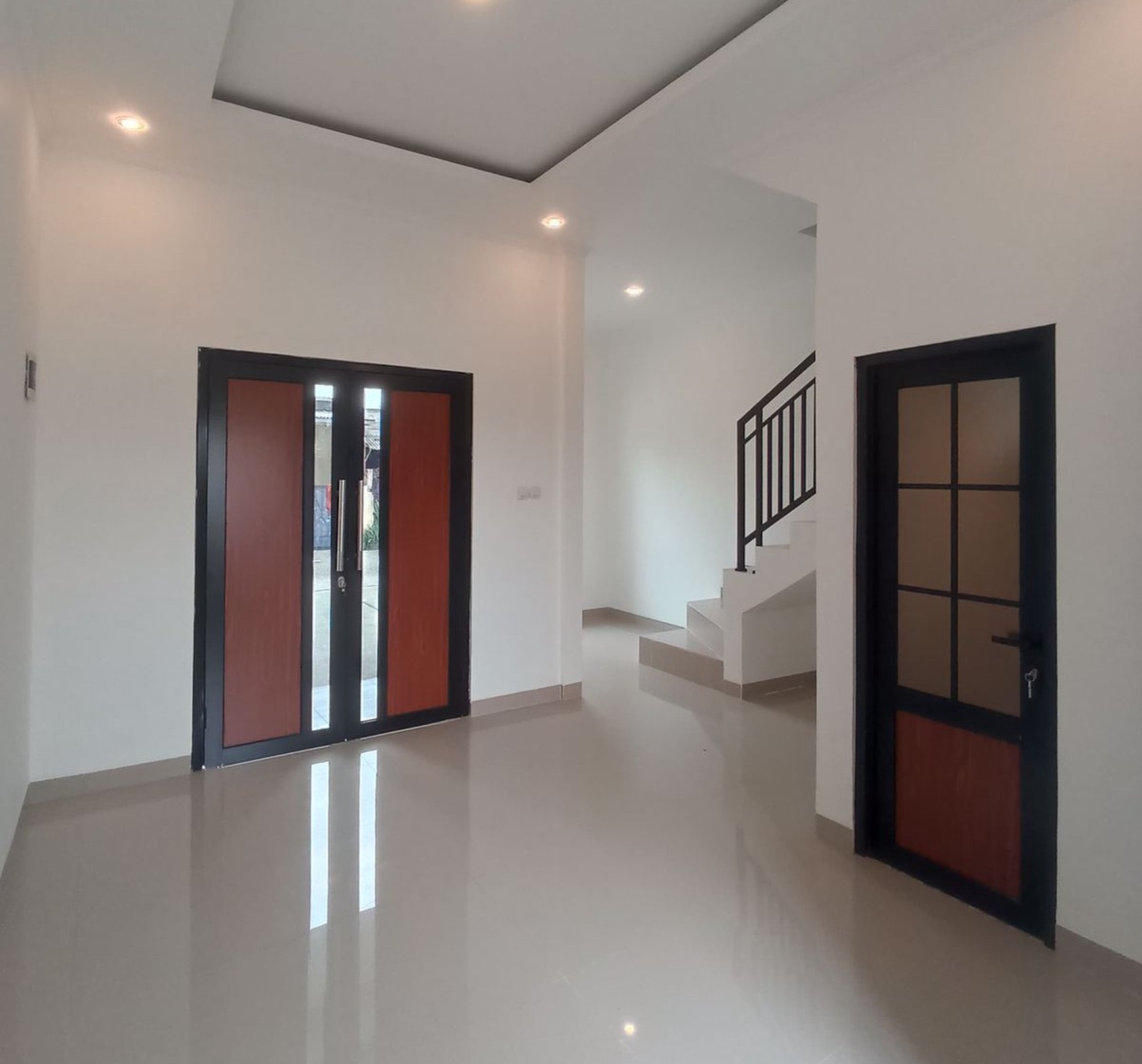 Dijual rumah baru di Limo