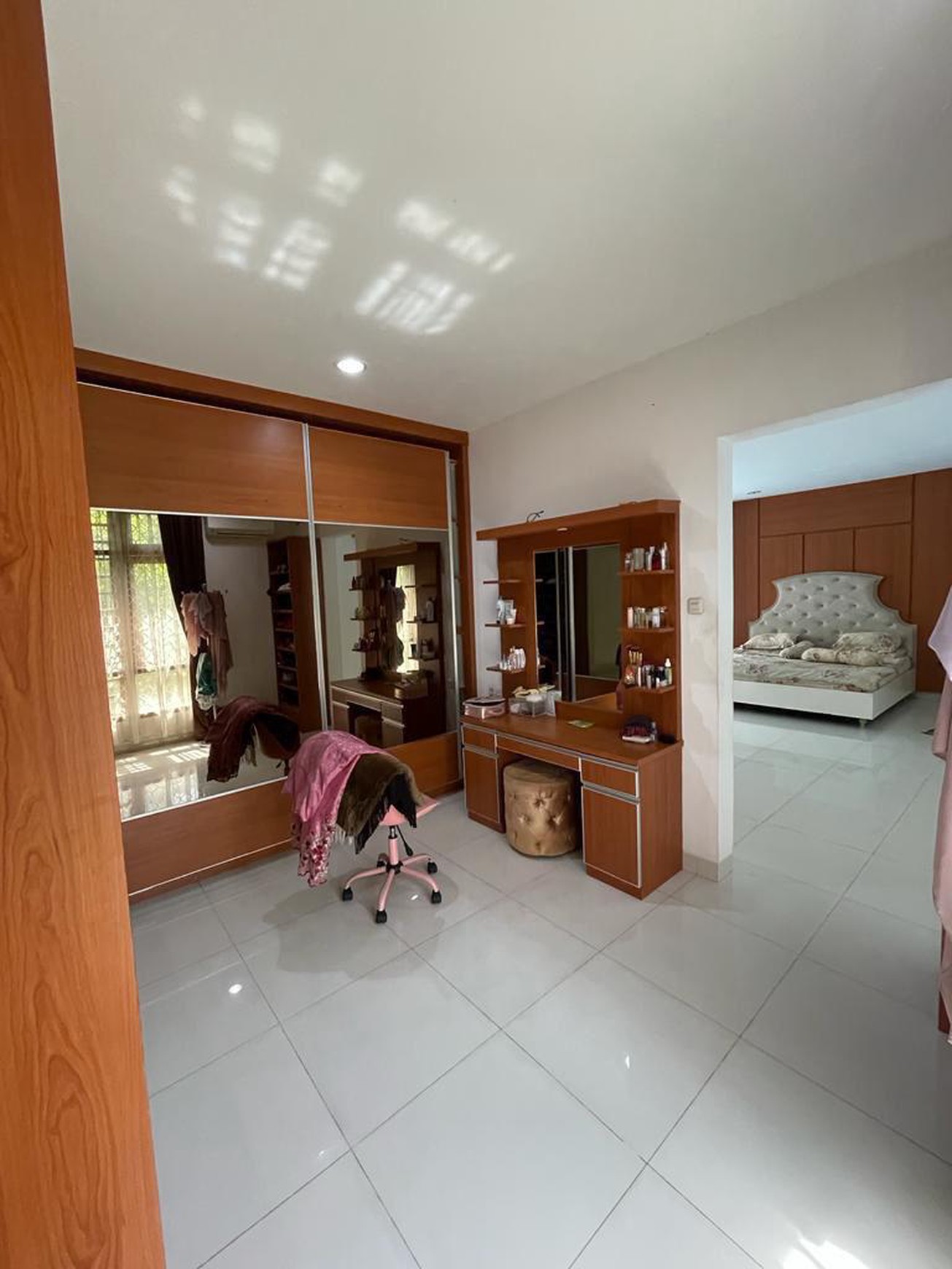 Dijual rumah baru di Pondok Indah
