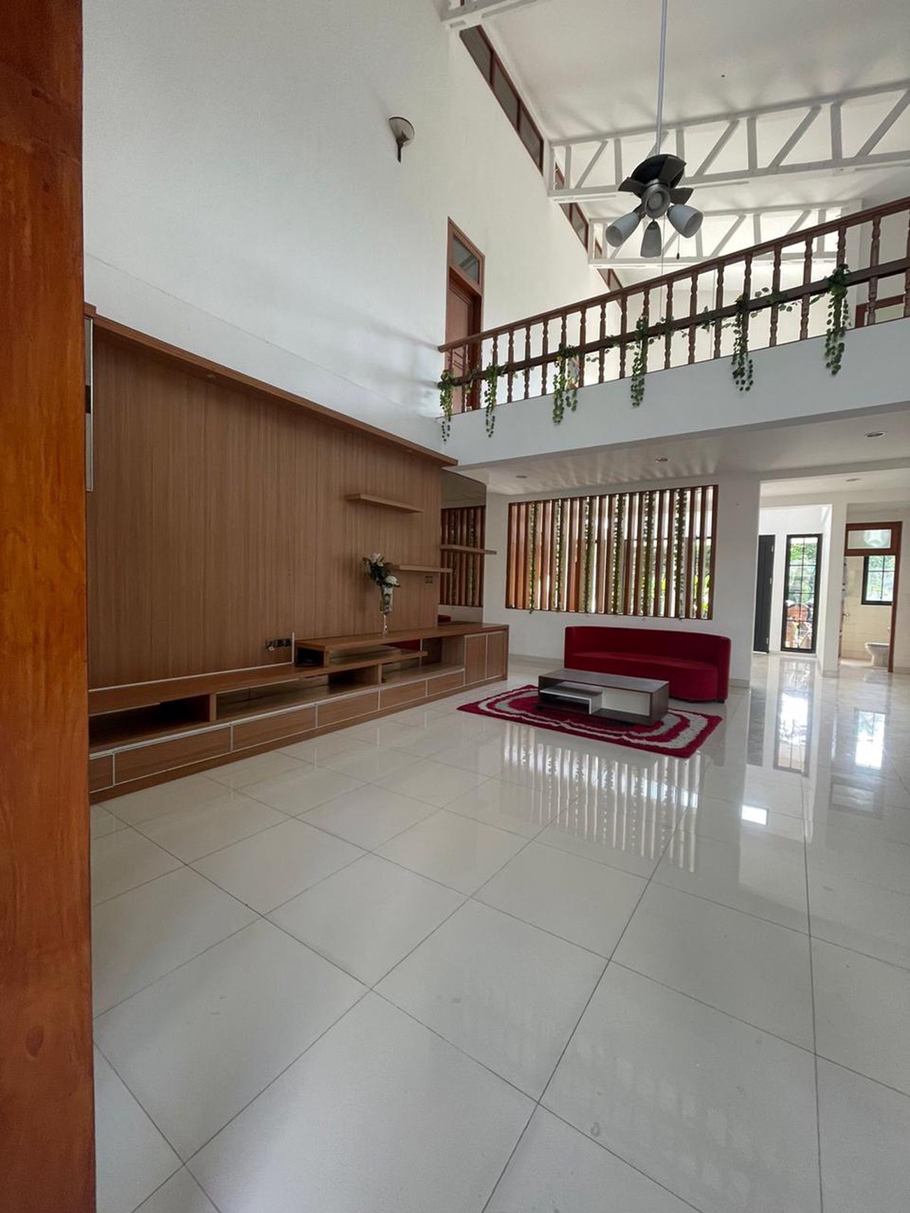 Dijual rumah baru di Pondok Indah