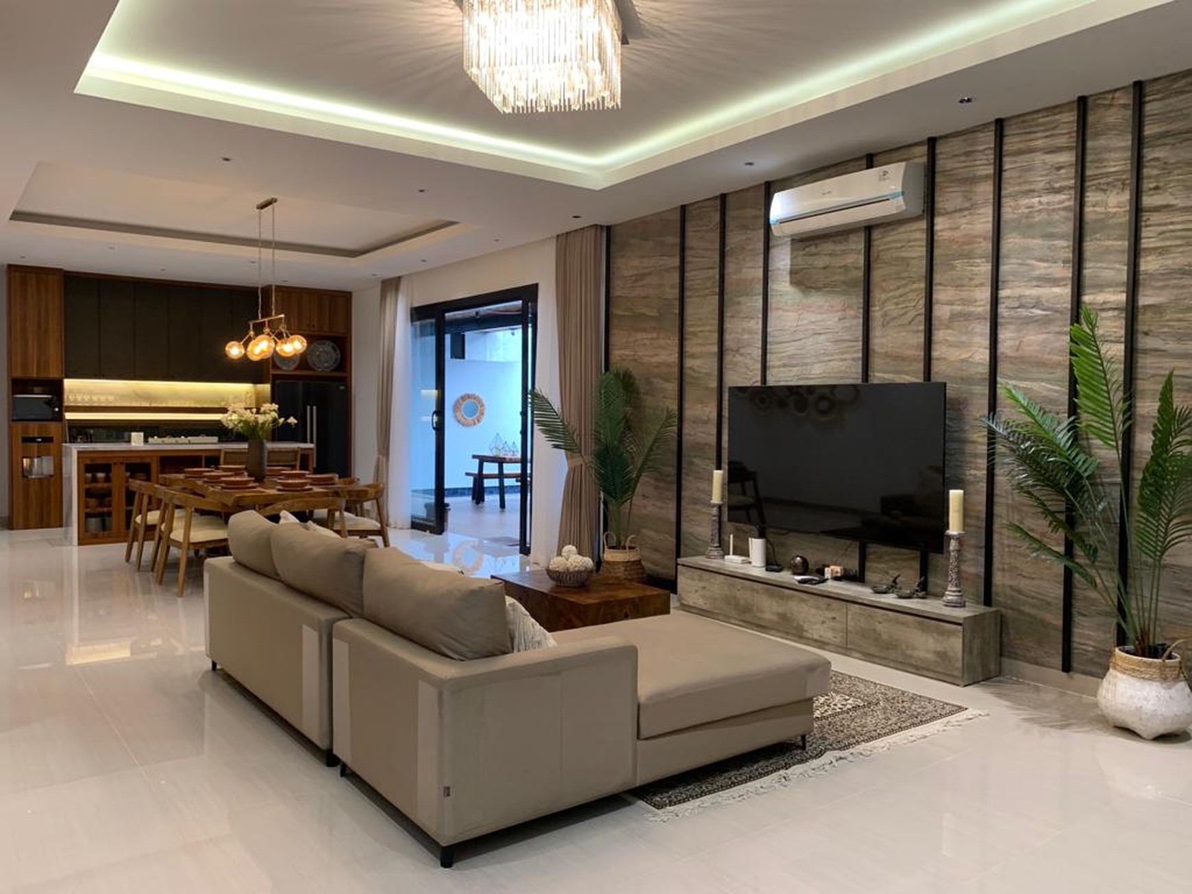 Di Jual rumah di Villa Cinere Mas 