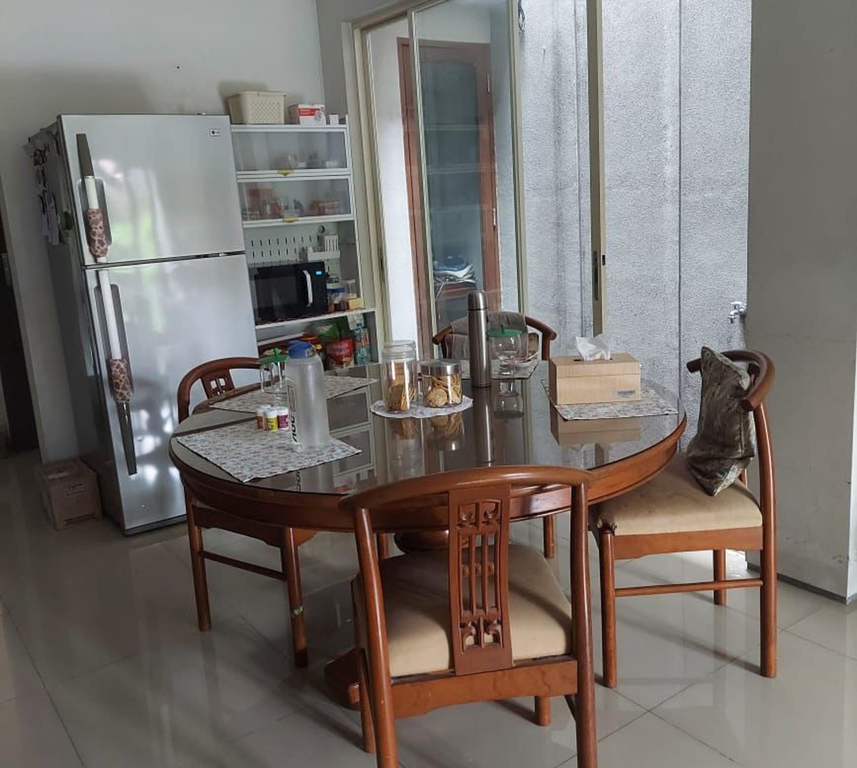 DiJual rumah di Cinere