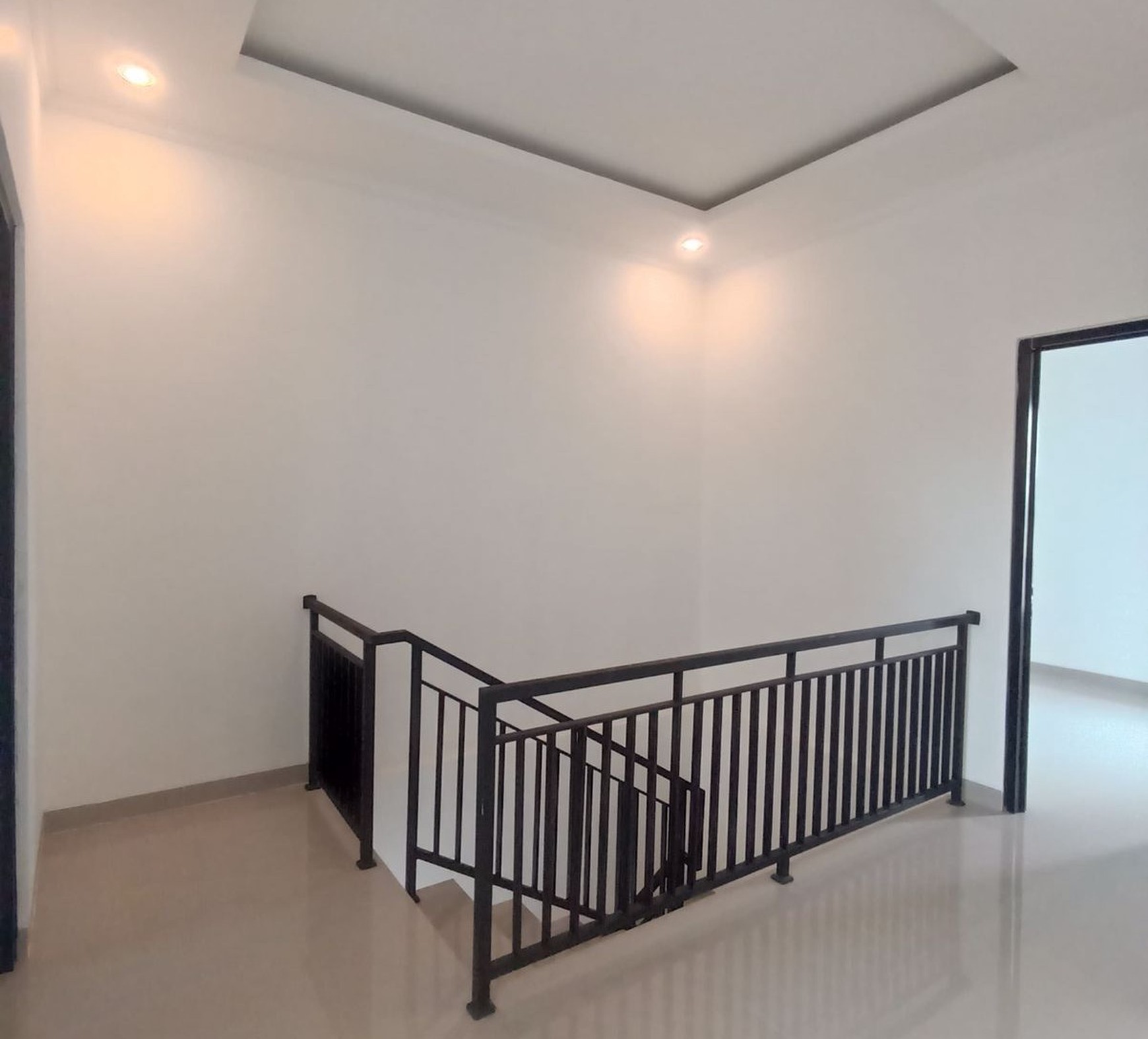 Dijual rumah baru di Limo