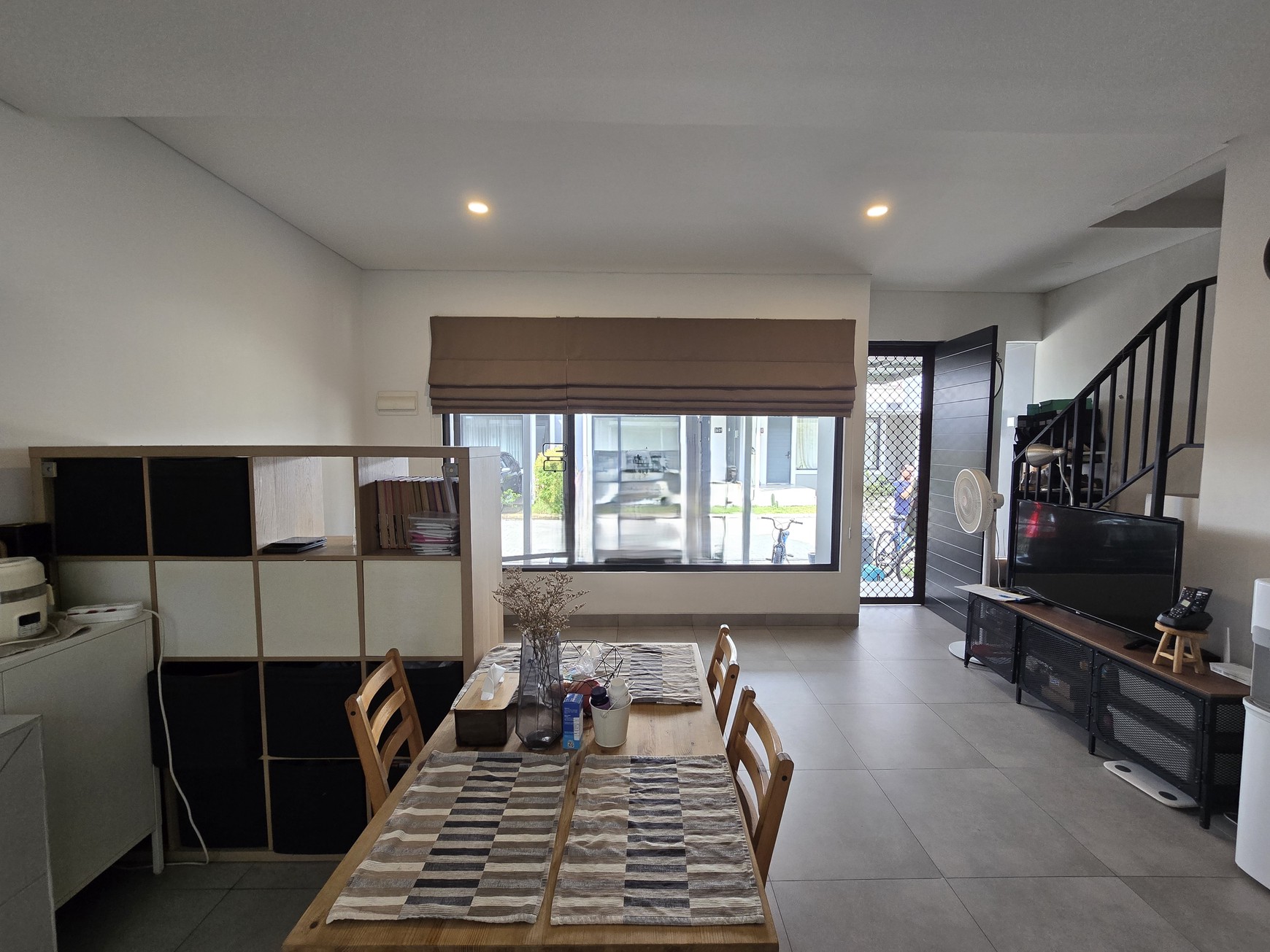 Rumah Minimalis di tengah BSD City