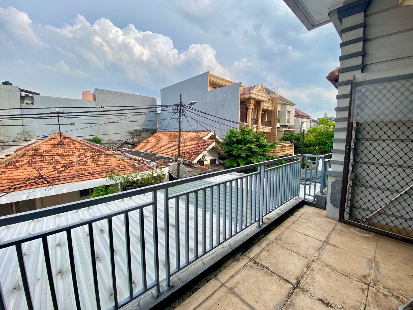 Dijual Rumah & Kost di Pejompongan, Bendungan Hilir, Jakarta Pusat