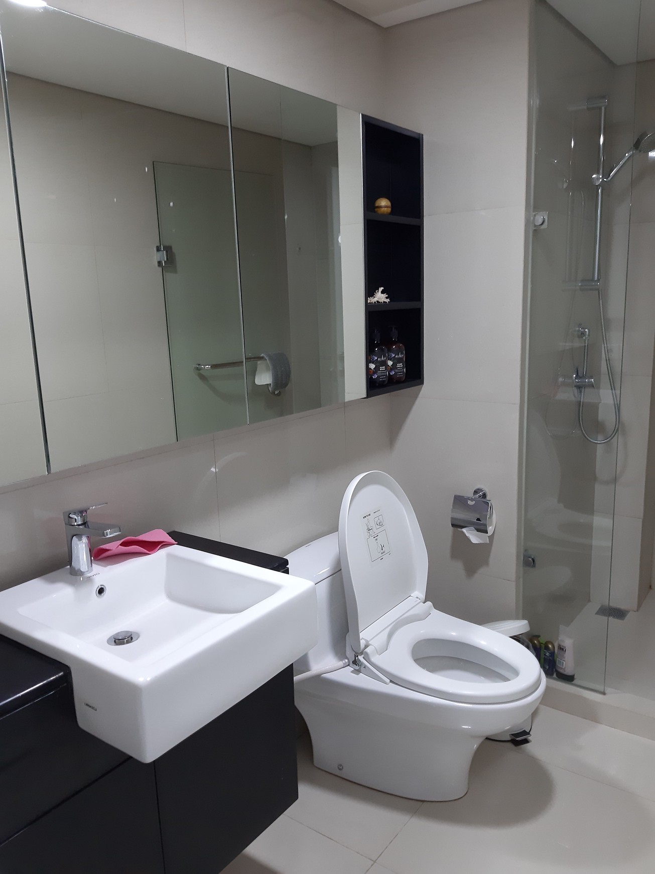 Apartemen SOHO SKyloft Ciputra World Full Furnished