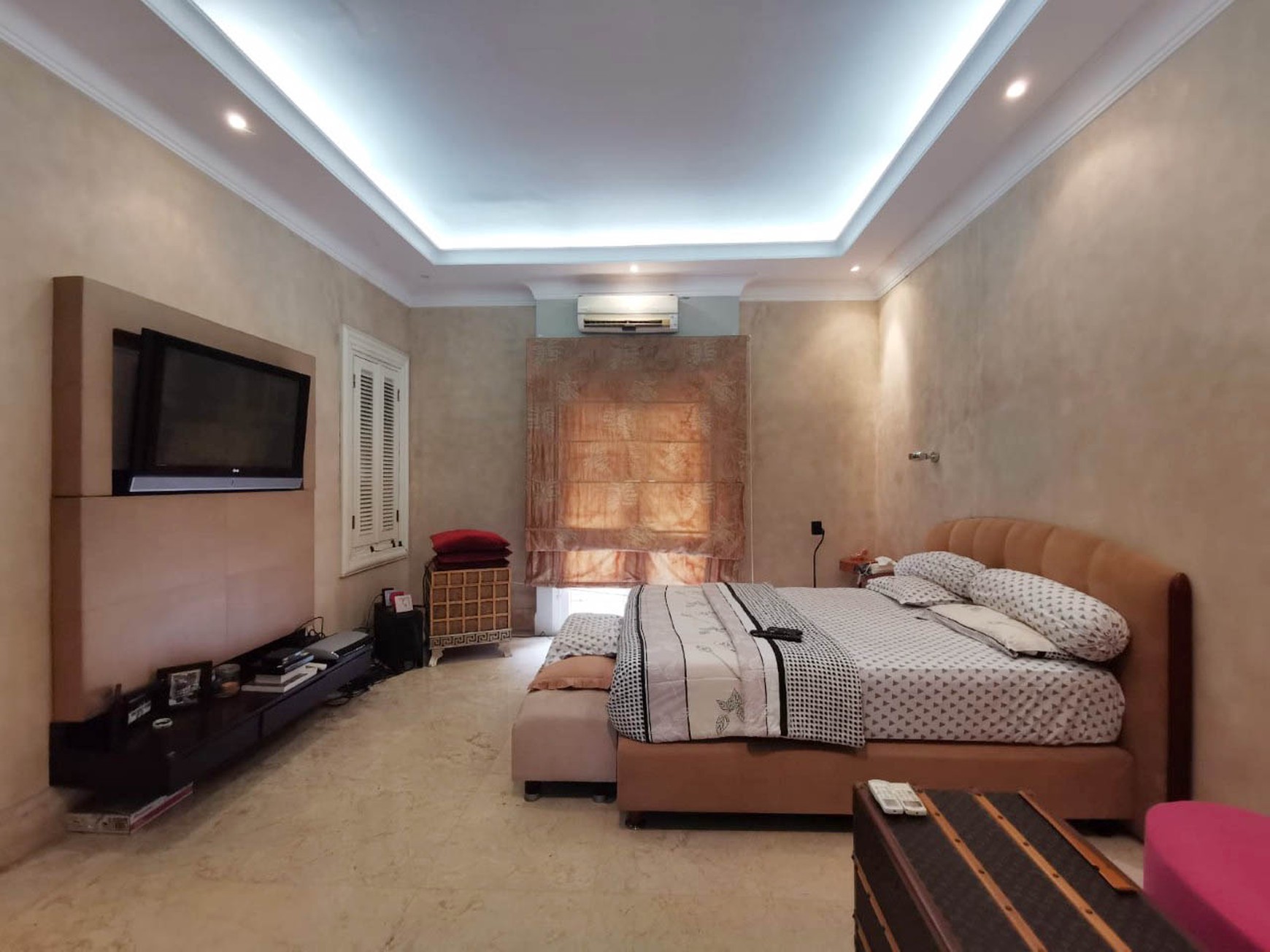 Rumah Villa Gading Indah, kelapa gGding