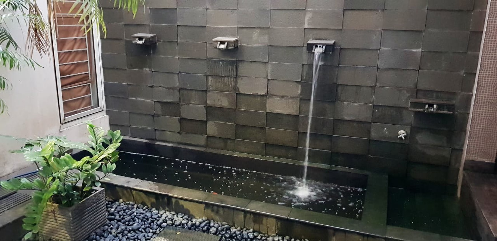 DIJUAL CEPAT Rumah Bagus Siap Huni di Lingkungan yang Aman Pondok Gede