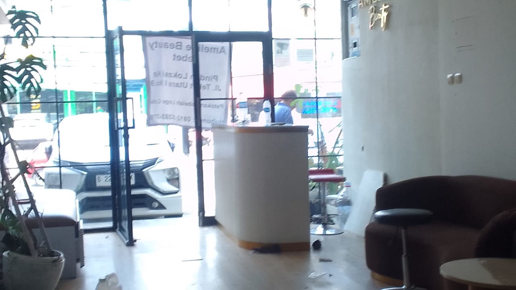 Ruko 3 Lantai Dengan Lokasi Strategis Di Jalan Tebet Raya, Jakarta Selatan