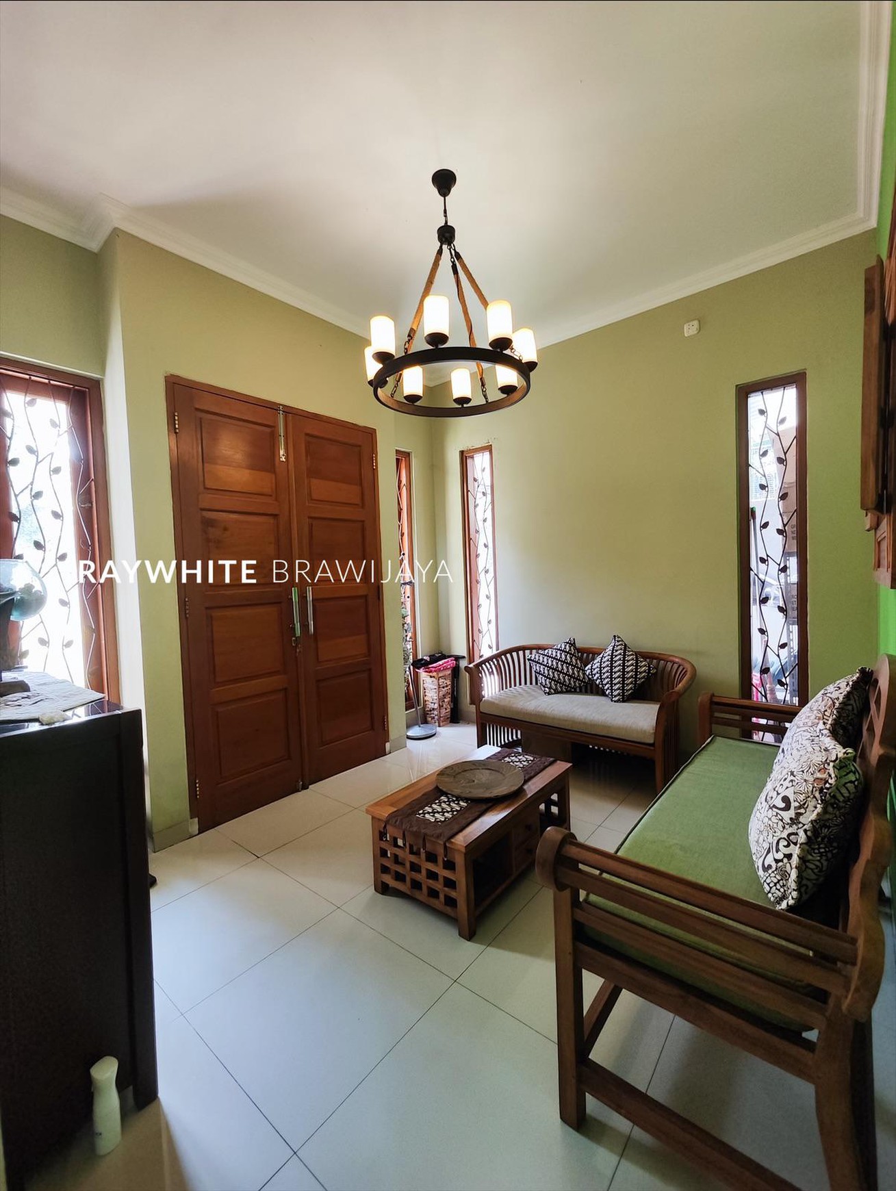 Rumah Siap Huni Lingkungan Tenang Area Lebak Bulus