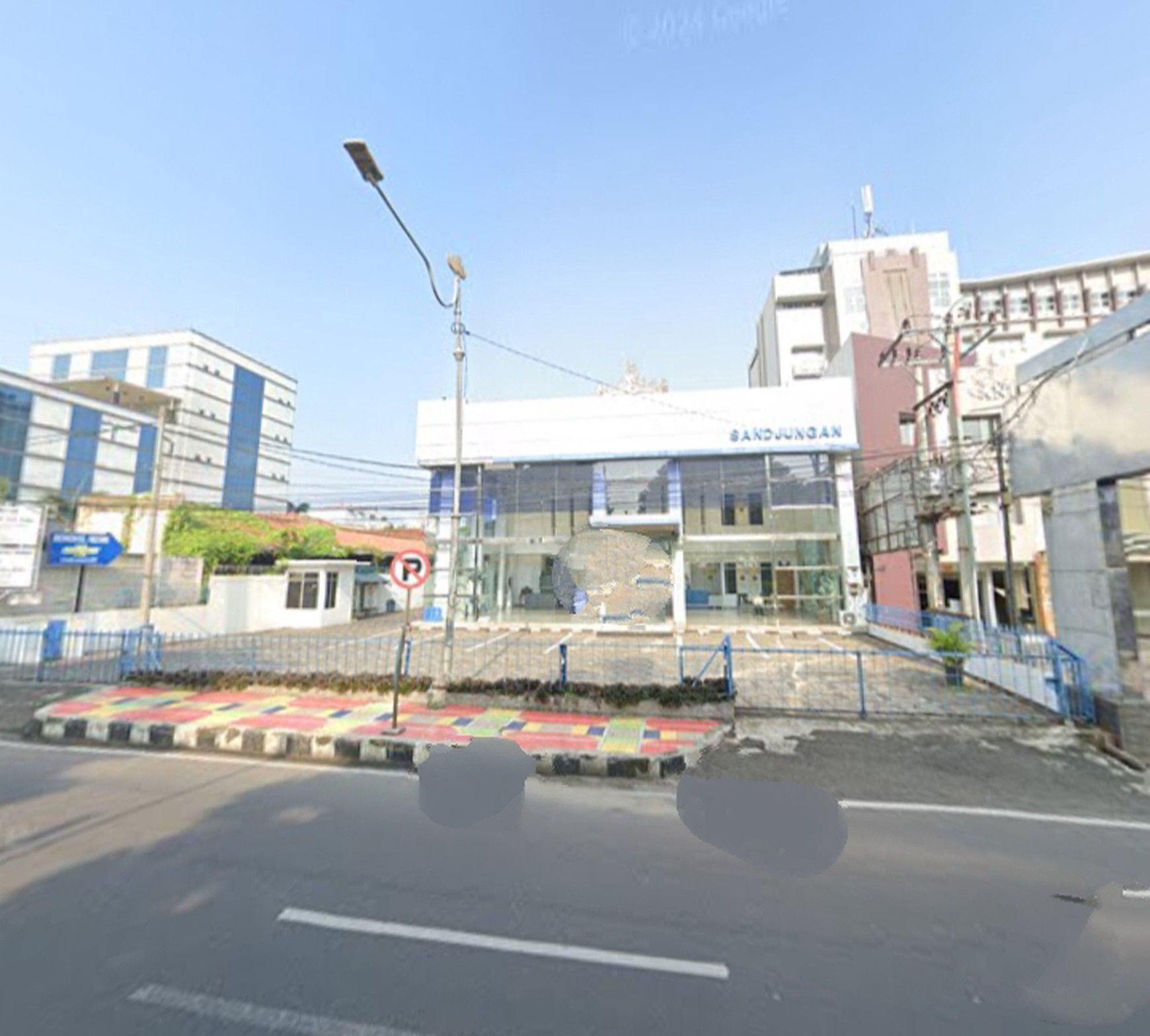 Bangunan Showroom dijalan Raden Intan Tanjung Karang Pusat Bandarlampung