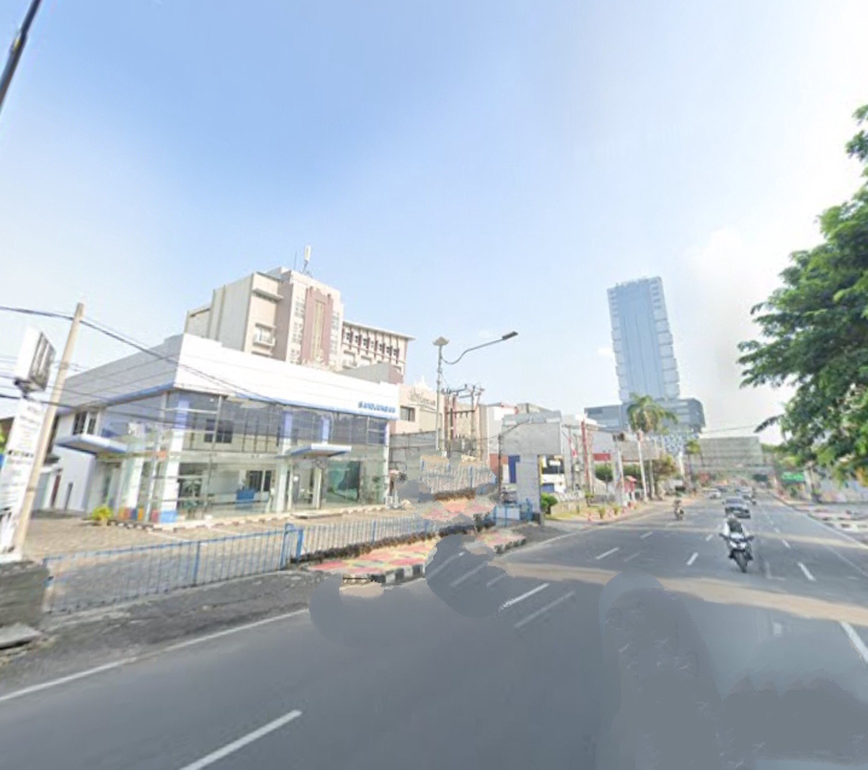 Bangunan Showroom dijalan Raden Intan Tanjung Karang Pusat Bandarlampung