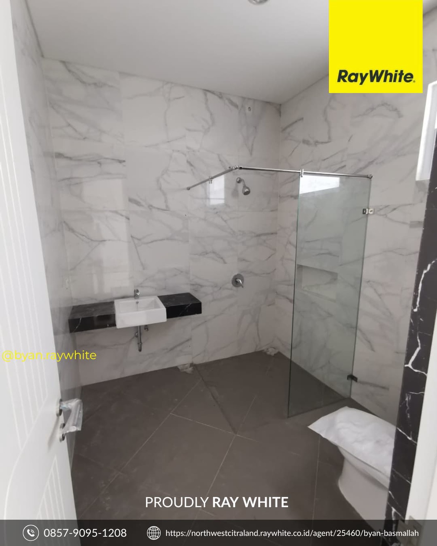 DIJUAL NEW HOUSE MINIMALIS MODERN - ROYAL RESIDENCE