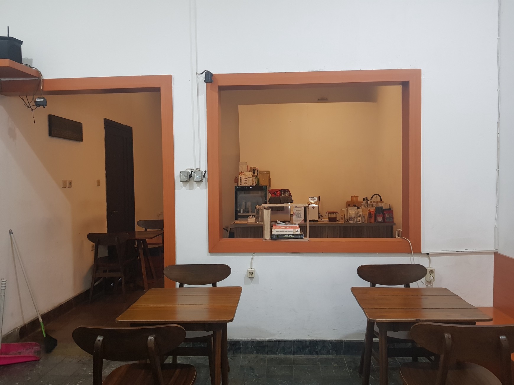 Rumah Legendaris Dekat Gedung Sate Bandung