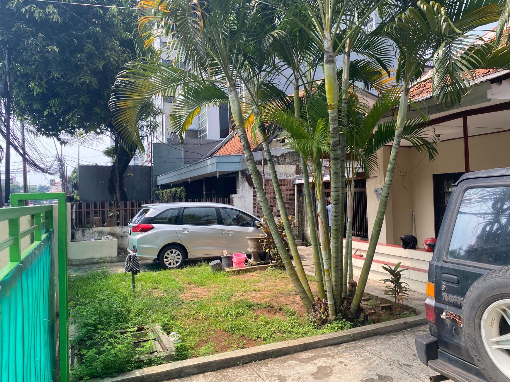 Dijual Rumah Hitung Tanah Jl. Penjernihan - Benhil - Jakarta Pusat