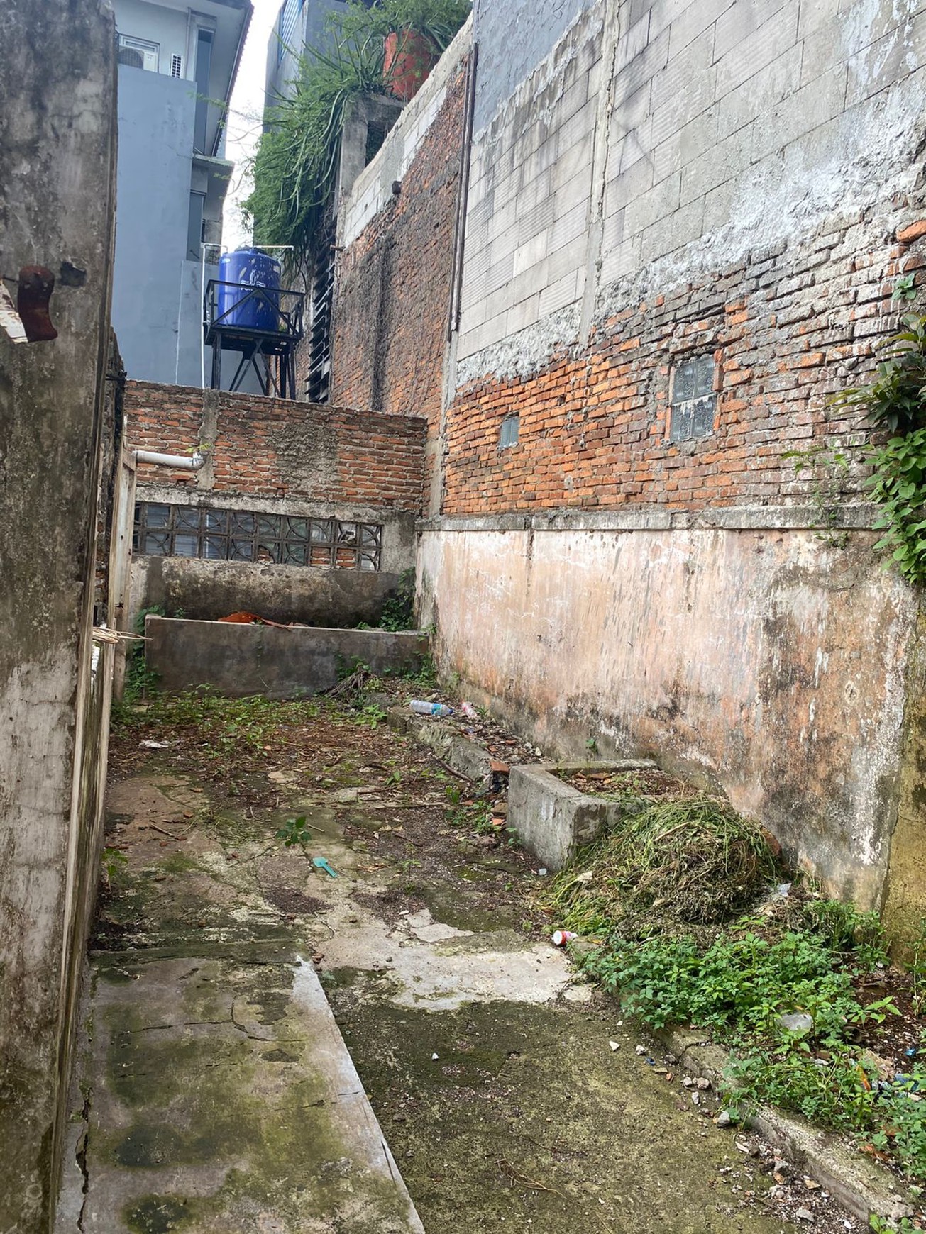 Dijual Rumah Hitung Tanah Jl. Penjernihan - Benhil - Jakarta Pusat