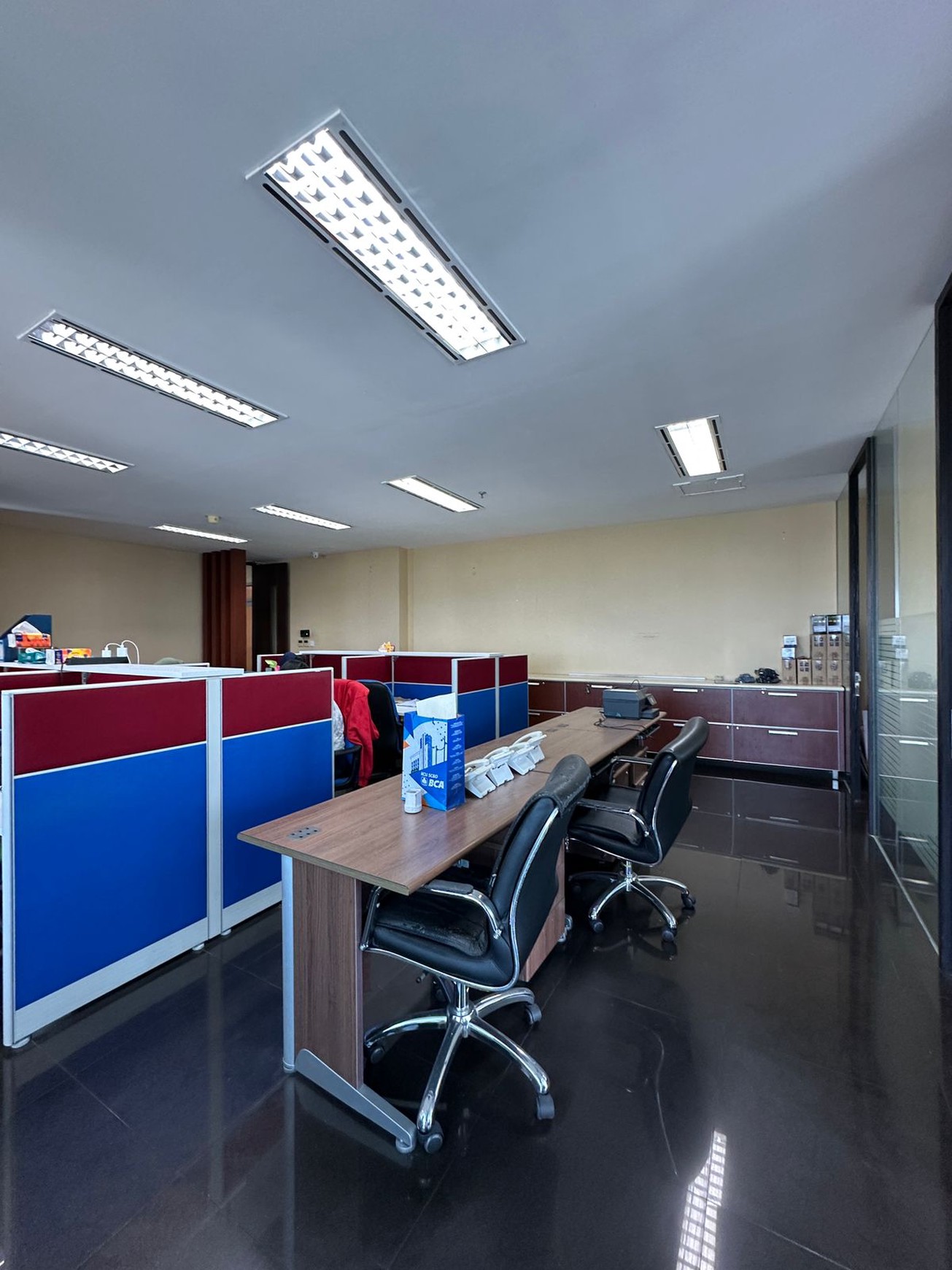 DIJUAL Ruang Kantor Ekskusif di Office 8 Lantai 16