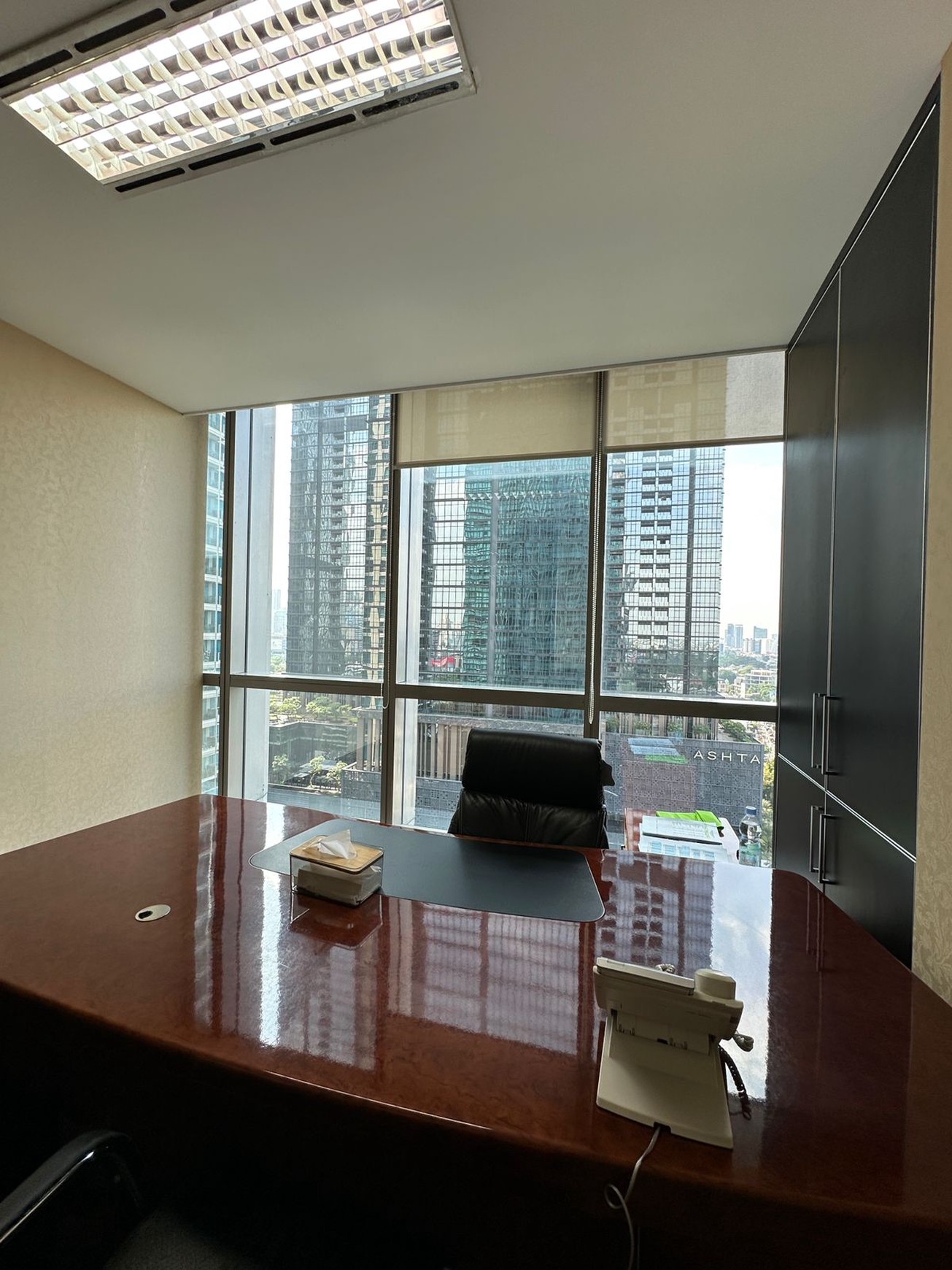 DIJUAL Ruang Kantor Ekskusif di Office 8 Lantai 16