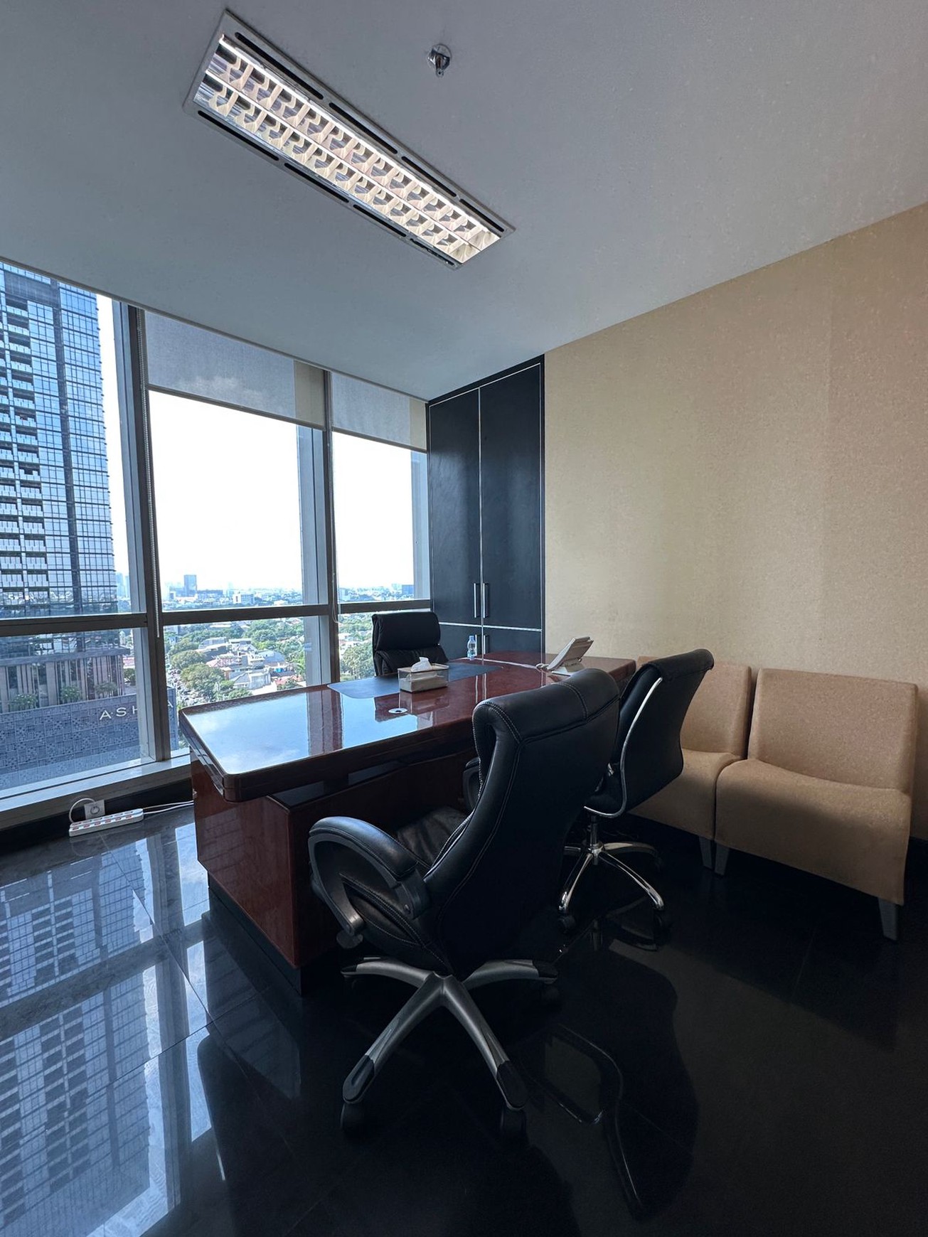 DIJUAL Ruang Kantor Ekskusif di Office 8 Lantai 16