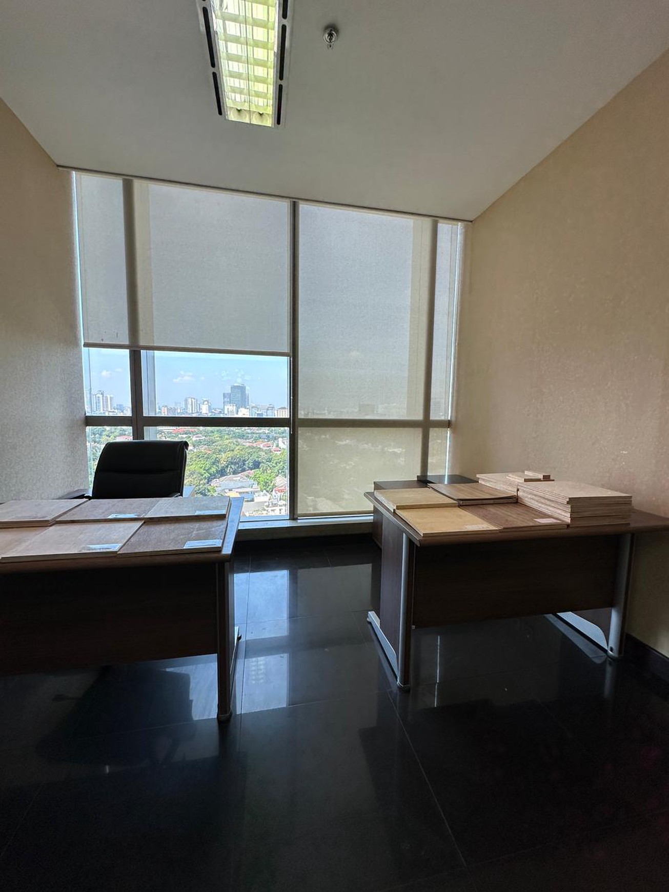 DIJUAL Ruang Kantor Ekskusif di Office 8 Lantai 16