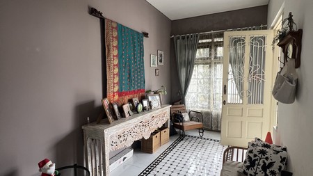 Rumah Lux Siap Pakai di Bandung Utara, Gunung Batu