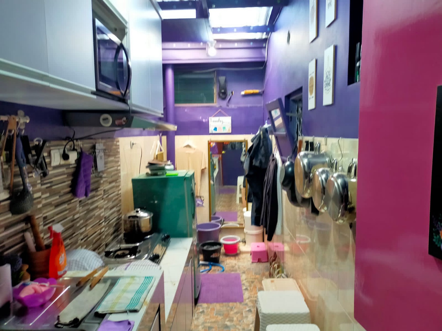 rumah siap huni cocok untuk kos kos an dekat unair dan RSUD dr Sutomo