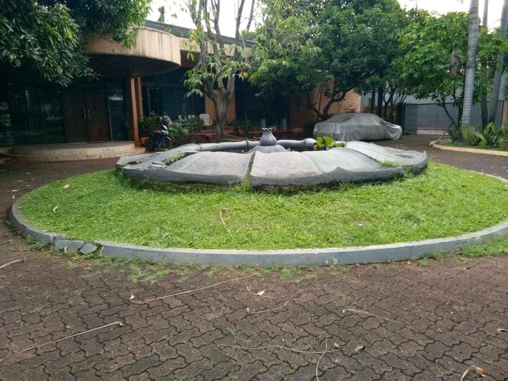 Dijual Rumah Nyaman dan Asri di Pasar Minggu, Jakarta Selatan