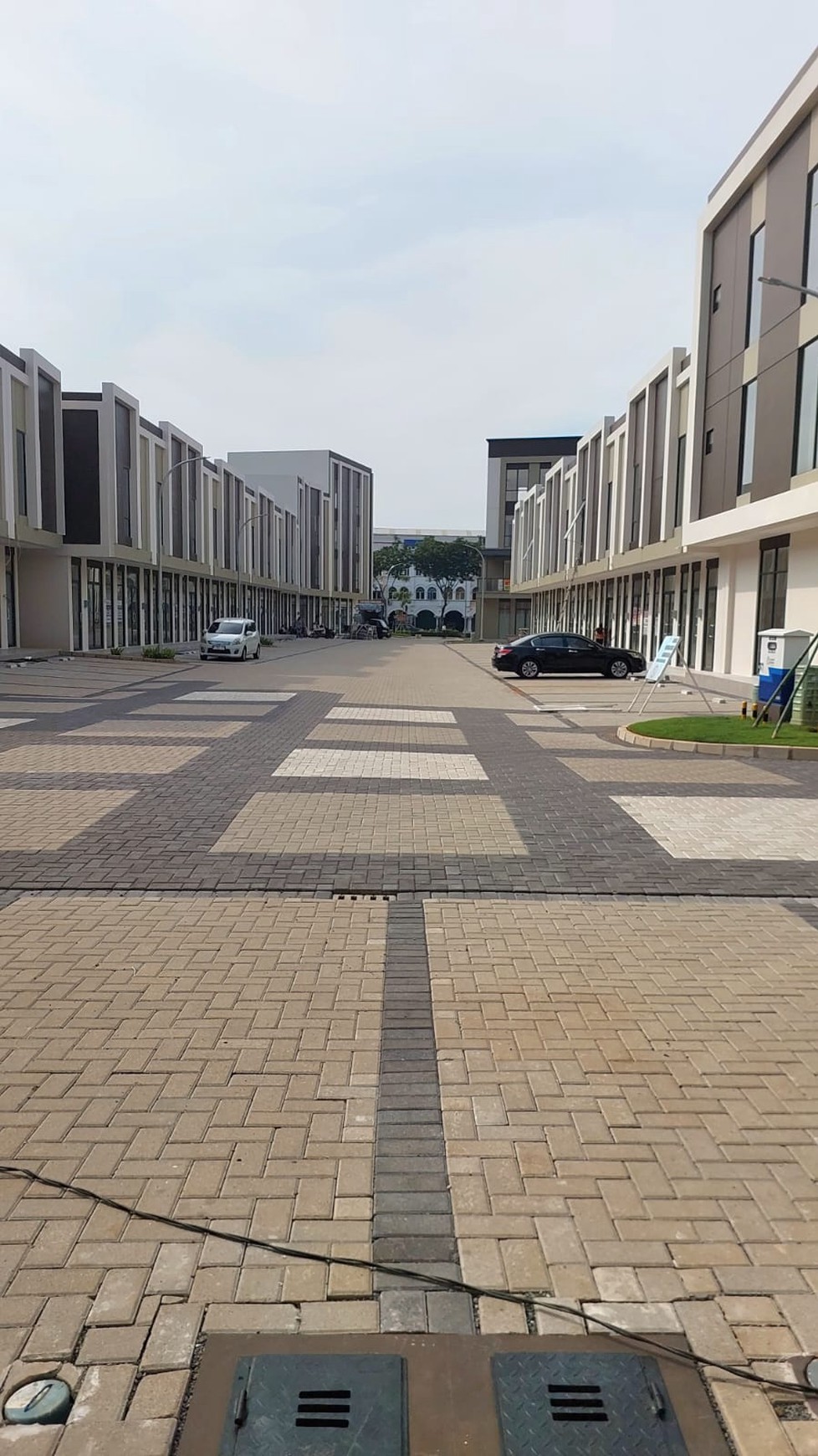 Dijual Ruko Verona Junction Brand New di Boulevard Kawasan Pusat Kuliner  Gading Serpong