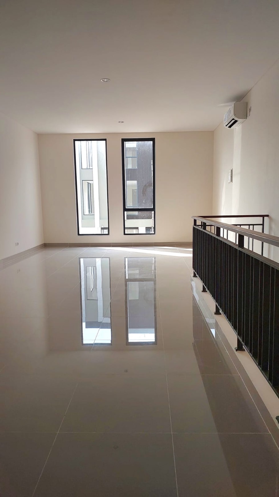 Dijual Ruko Verona Junction Brand New di Boulevard Kawasan Pusat Kuliner  Gading Serpong