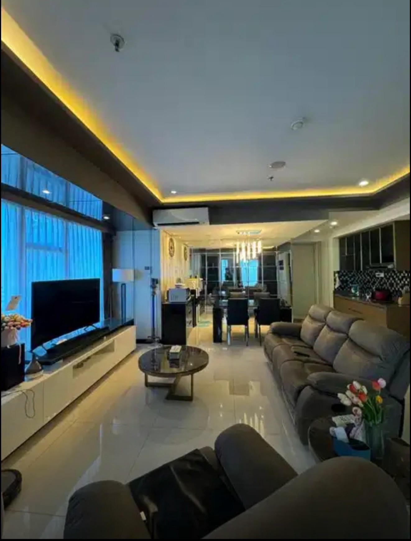 Dijual /Disewakan Apartemen La Riz Mansion Pakuwon Mall Tipe 3 Bedroom FULL FURNISHED Modern Mewah