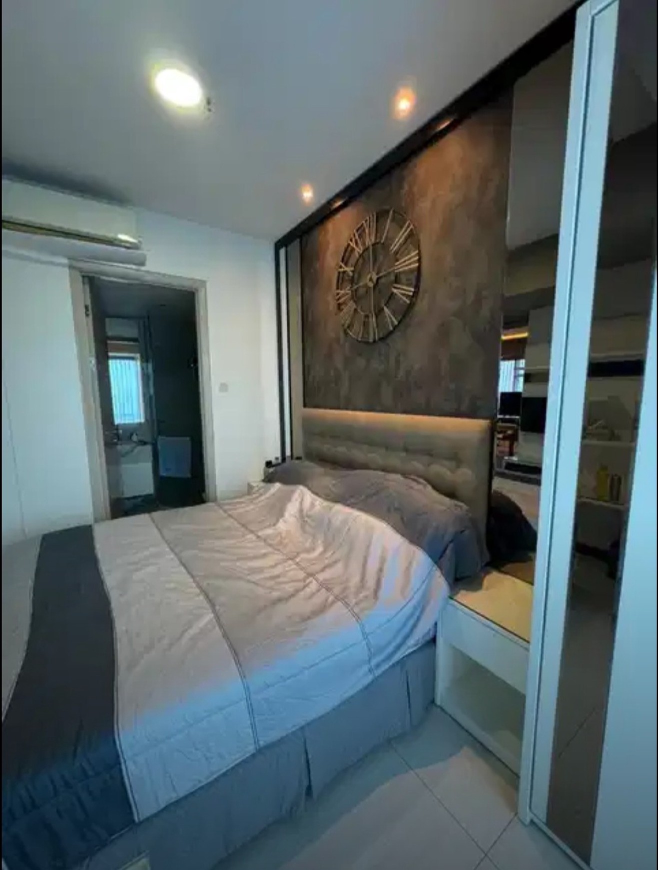 Dijual /Disewakan Apartemen La Riz Mansion Pakuwon Mall Tipe 3 Bedroom FULL FURNISHED Modern Mewah