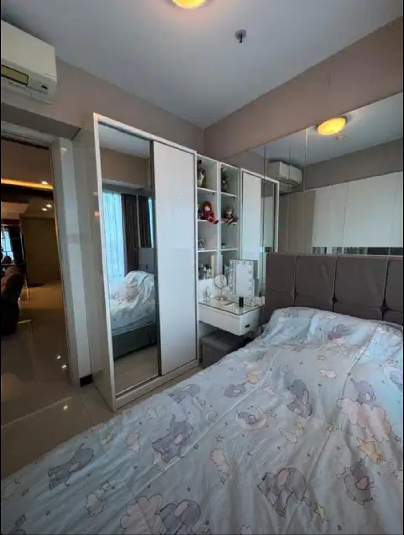Dijual /Disewakan Apartemen La Riz Mansion Pakuwon Mall Tipe 3 Bedroom FULL FURNISHED Modern Mewah