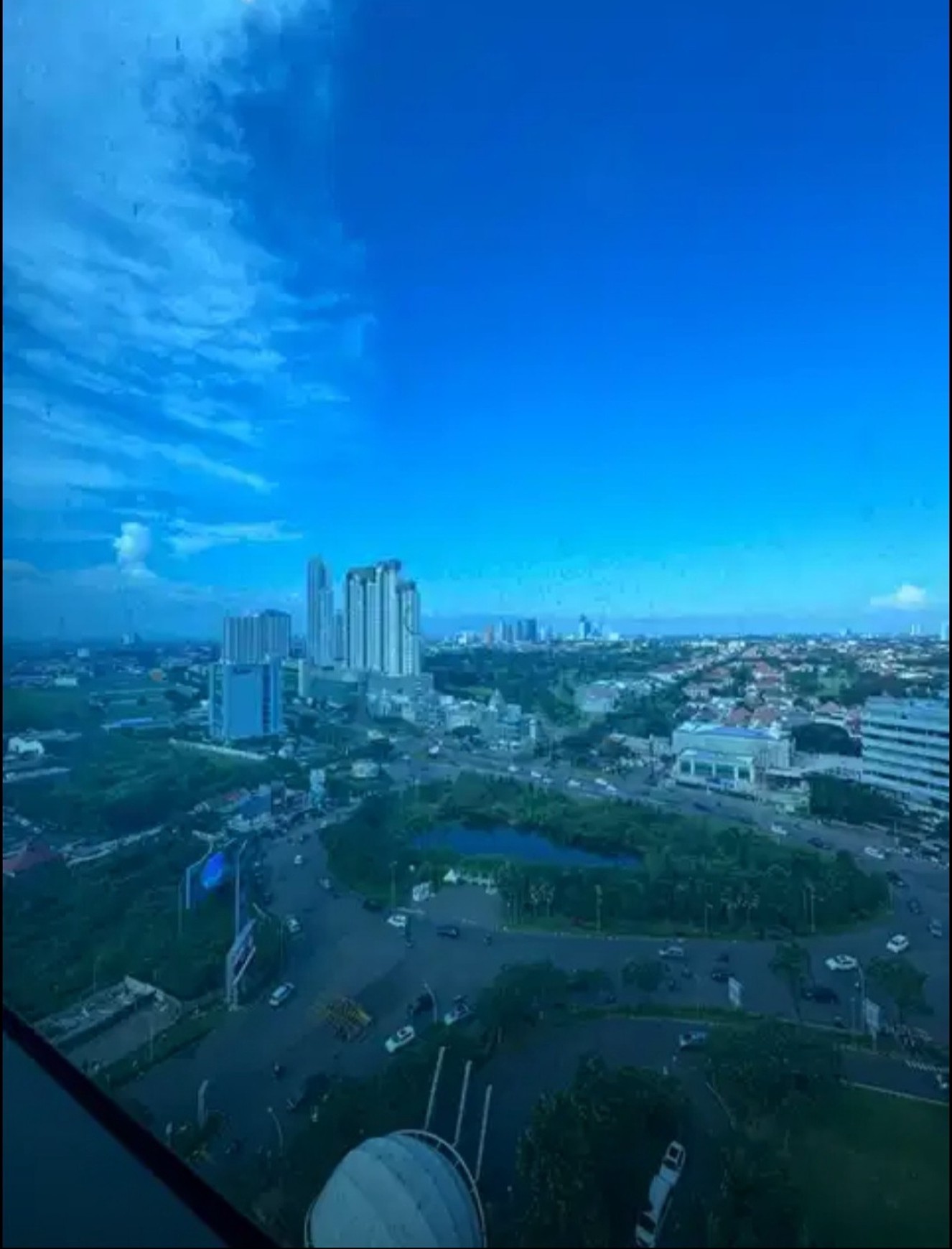 Dijual /Disewakan Apartemen La Riz Mansion Pakuwon Mall Tipe 3 Bedroom FULL FURNISHED Modern Mewah