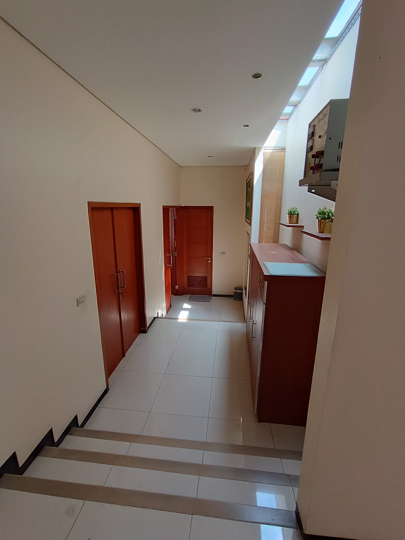 Rumah Luas dalam Komplek SHM Siap Huni dengan Hunian Nyaman @ Bintaro Sektor 9