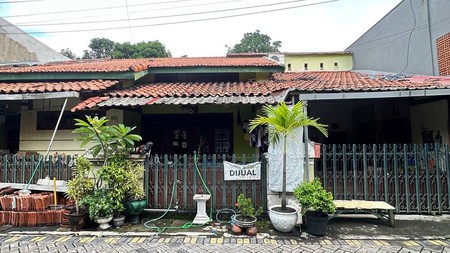 Rumah siap huni surabaya timur dekat kampus unitomo dan untag Klampis sacharosa