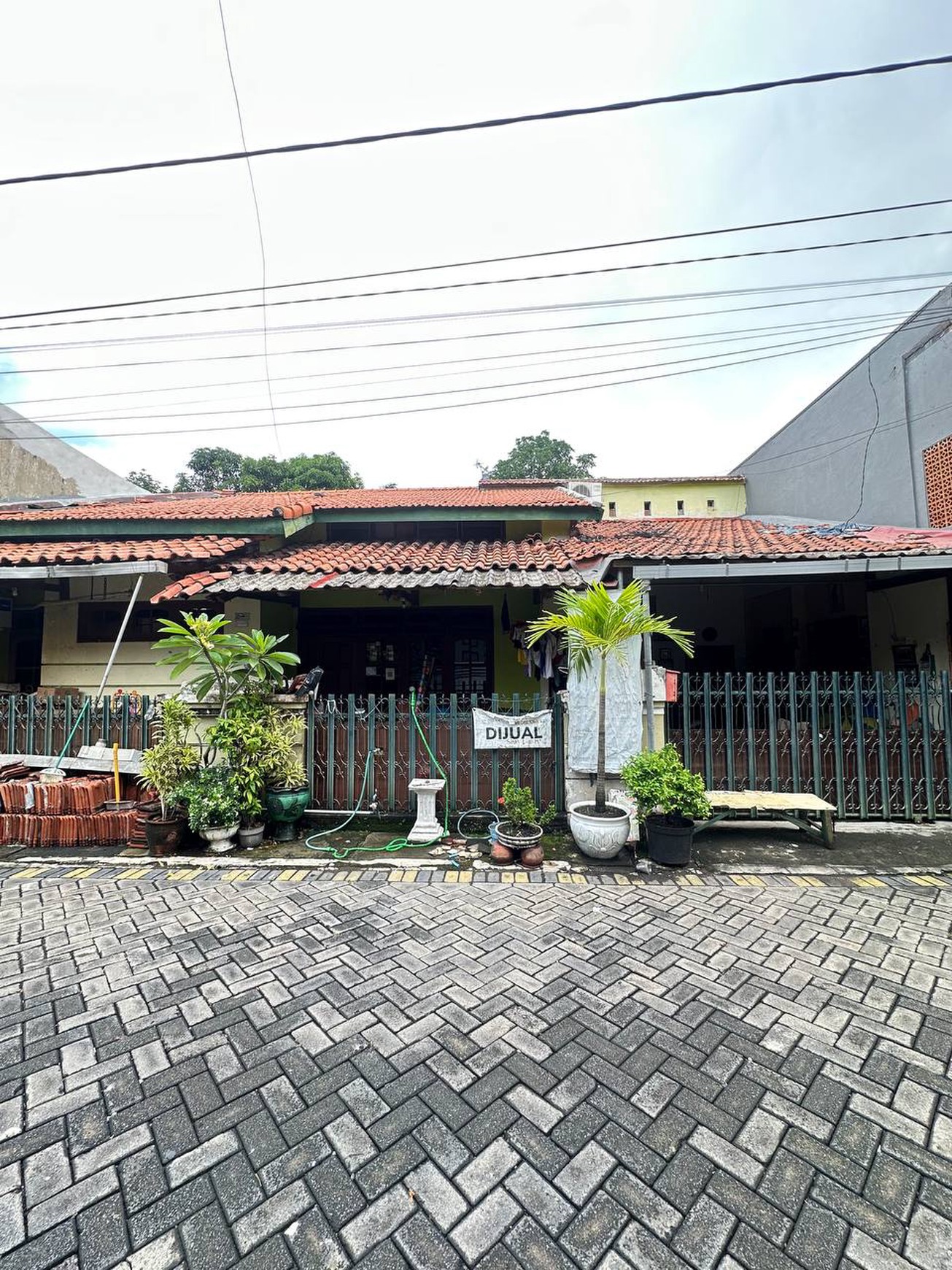 Rumah siap huni surabaya timur dekat kampus unitomo dan untag Klampis sacharosa