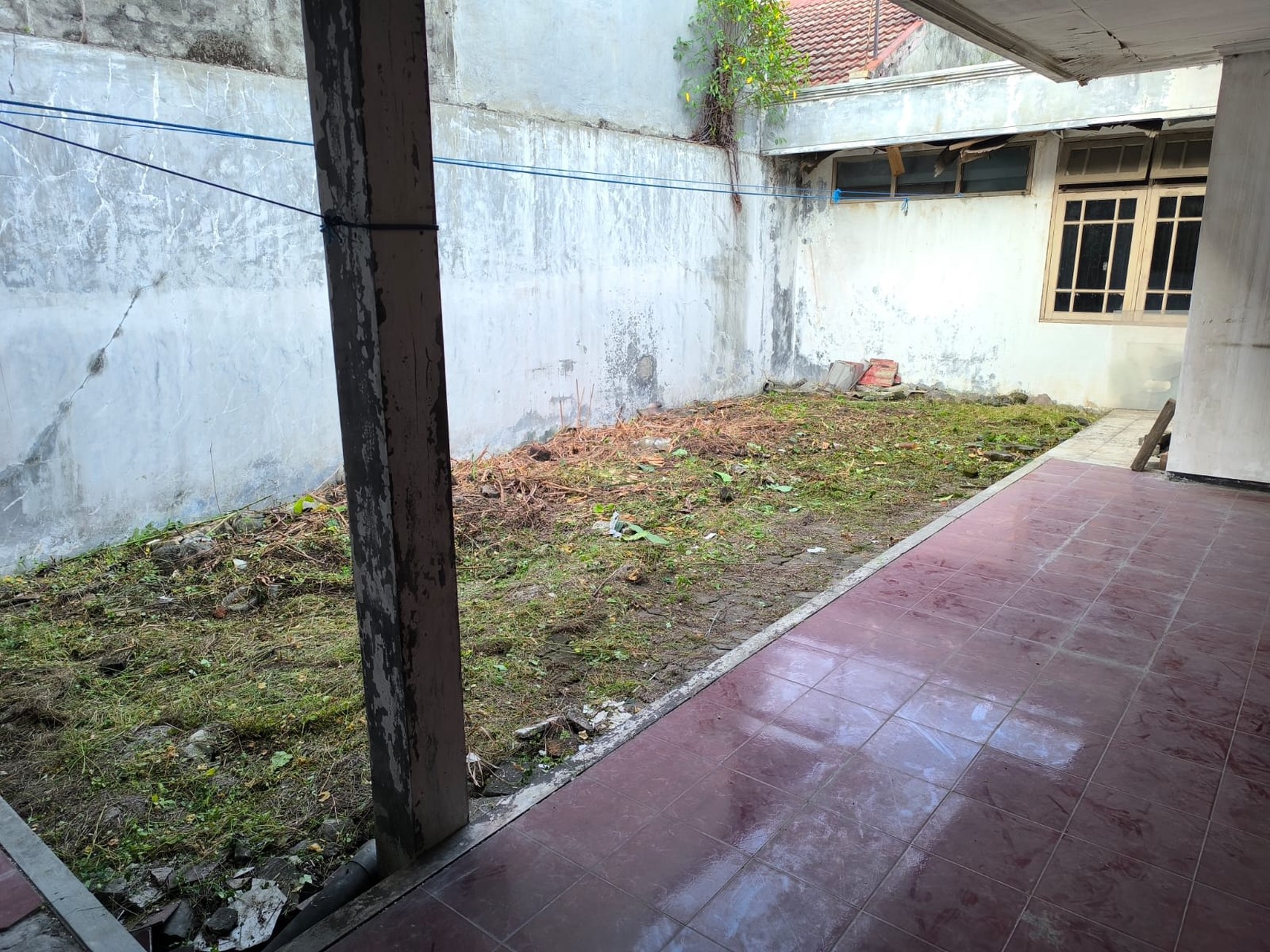 Jual cepat rumah siap huni Manyar Indah dekat galaxi mall