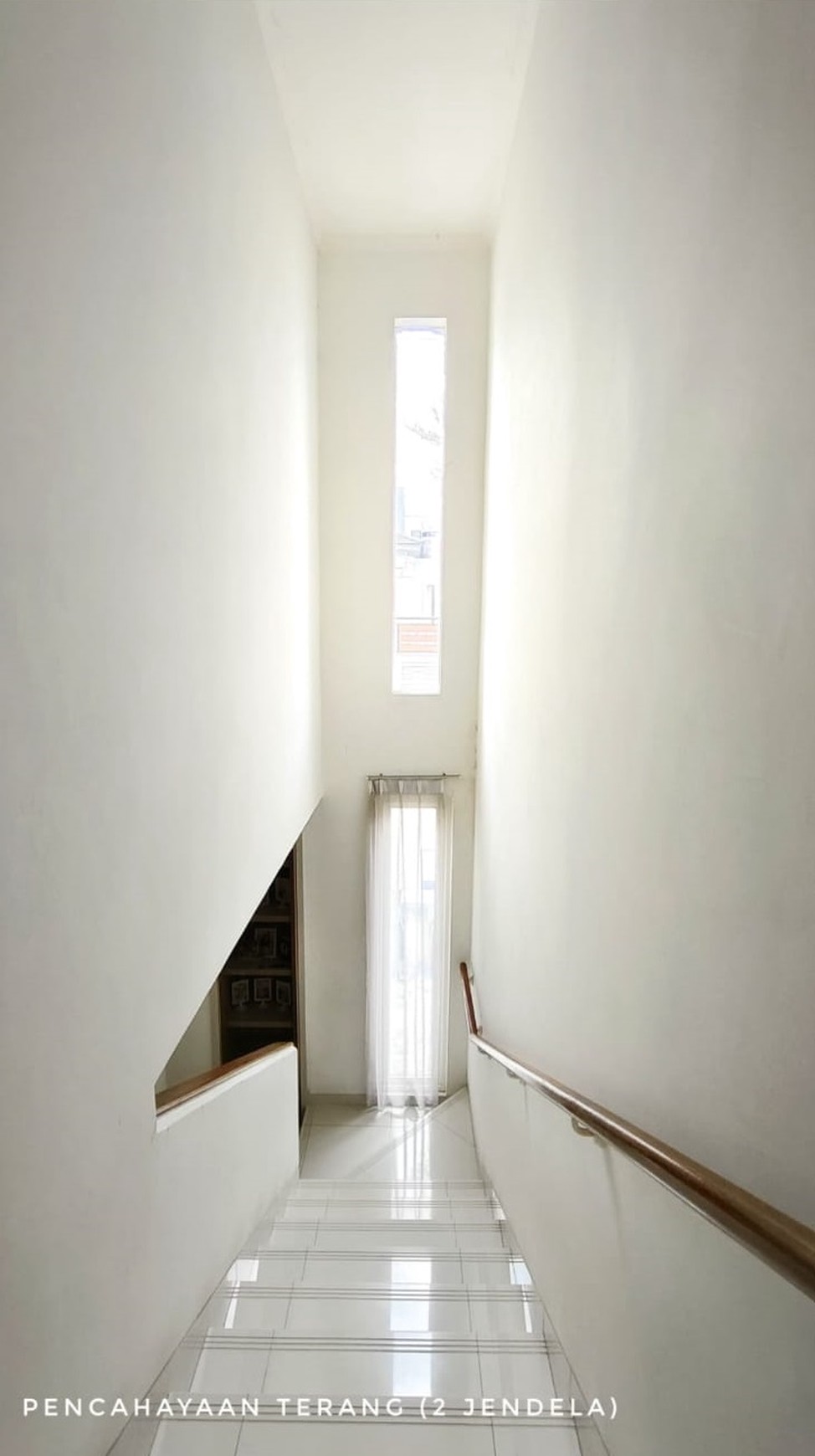 Rumah berlokasi strategis di Cluster Orlanda dikawasan Alam Sutera dengan harga jual Menarik