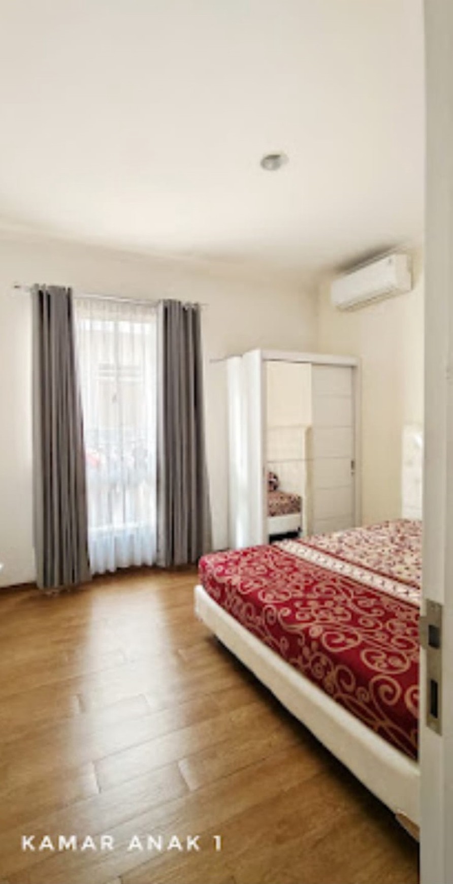 Rumah berlokasi strategis di Cluster Orlanda dikawasan Alam Sutera dengan harga jual Menarik