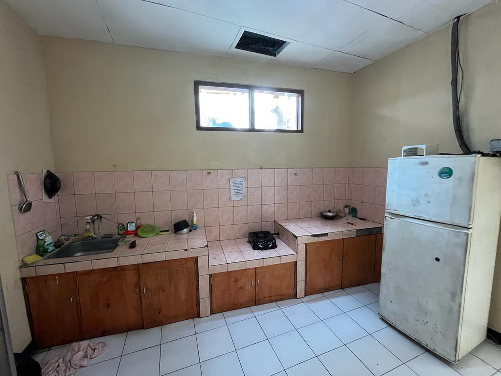 Ruang Usaha Lokasi Strategis dan Kawasan Ramai @Jatinangor, Sumedang