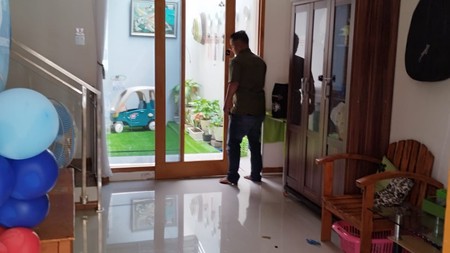 Disewakan Rumah Asri Siap Huni di Bali Garden, Bandung