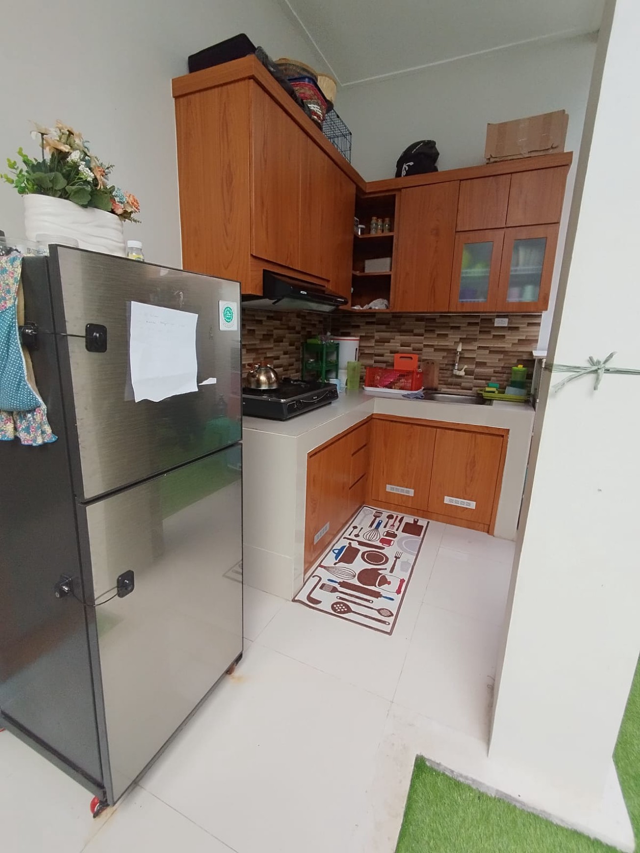 Disewakan Rumah Asri Siap Huni di Bali Garden, Bandung