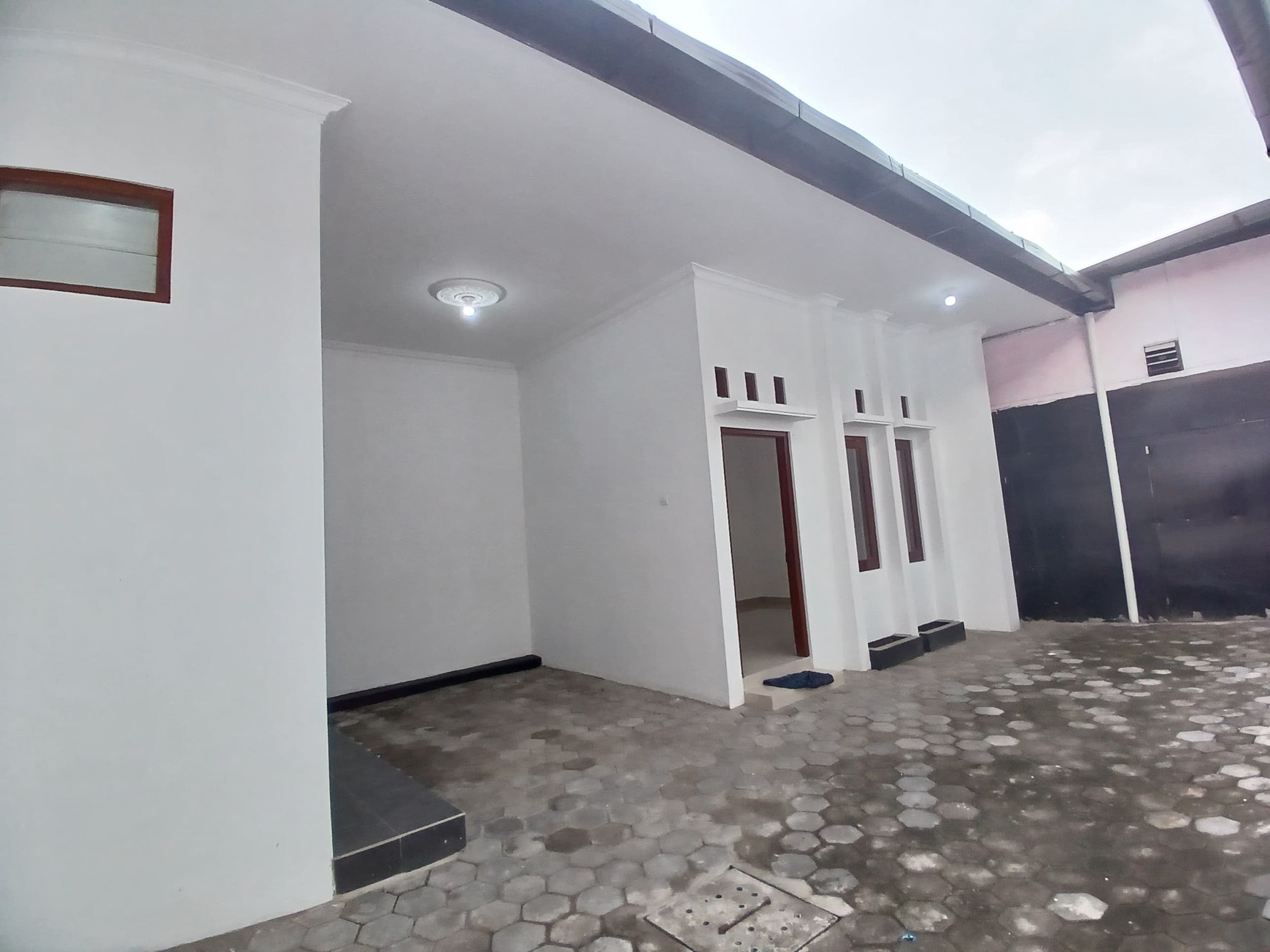 Ruko Di Jalan Imogiri Barat Km 5 Dekat Stadion Sultan Agung Bangunharjo Sewon Bantul