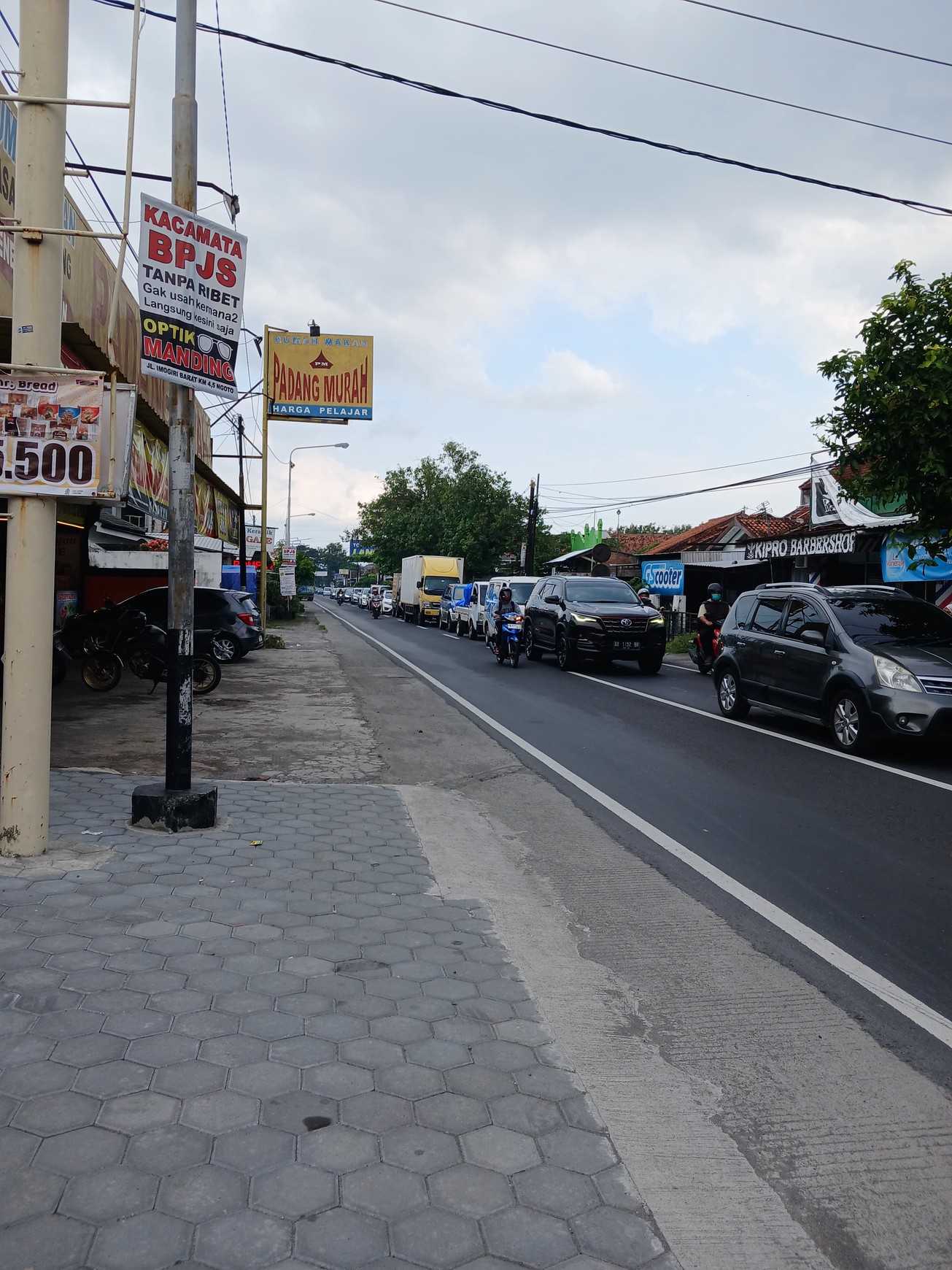 Ruko Di Jalan Imogiri Barat Km 5 Dekat Stadion Sultan Agung Bangunharjo Sewon Bantul